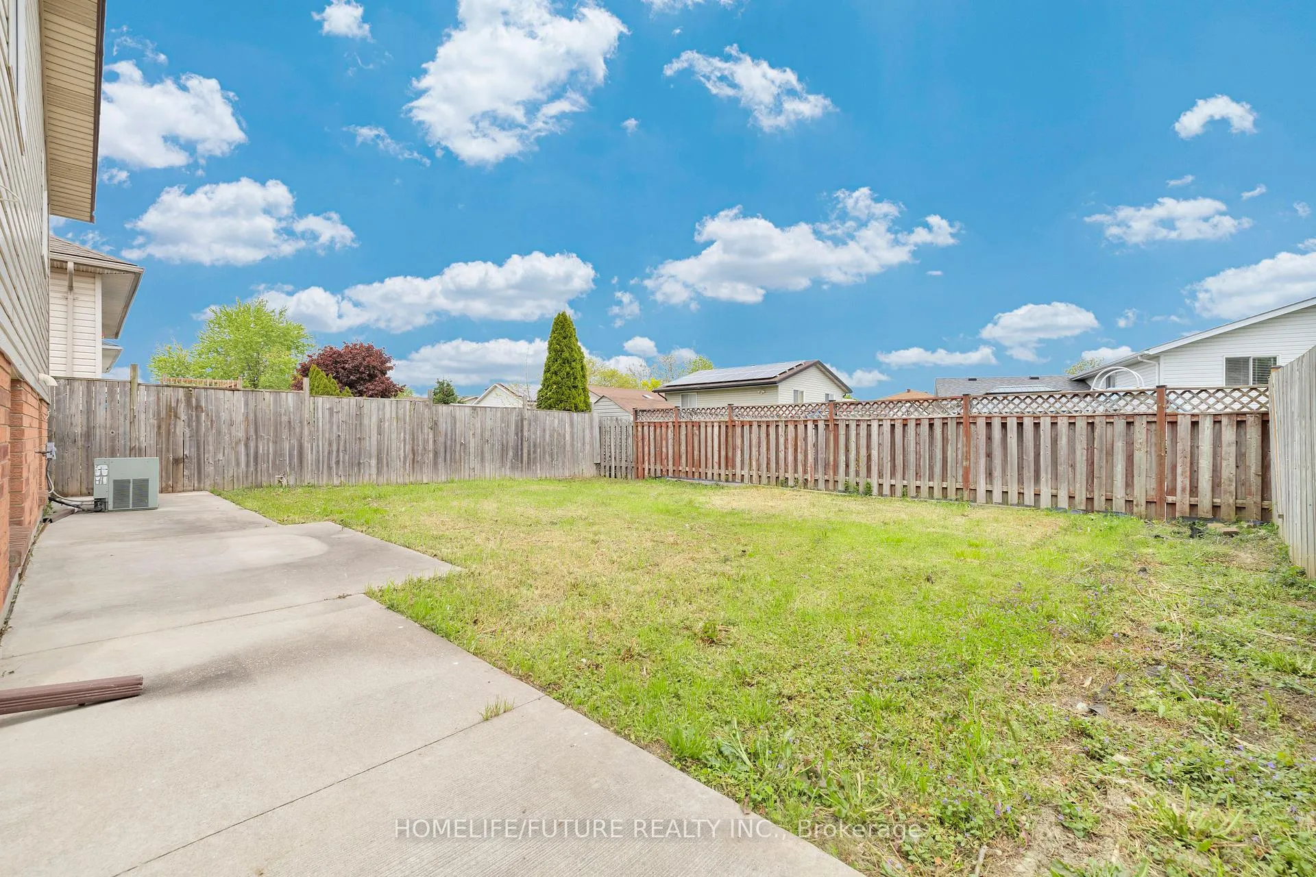 Photo 33 of 3306 Conservation Drive, Windsor — HOMEH
