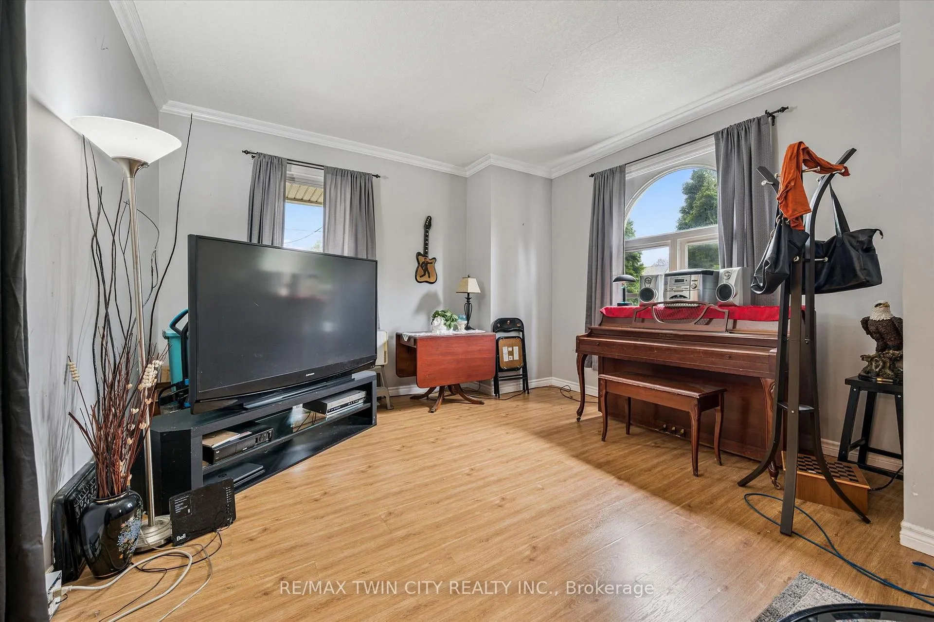 Photo 10 of 27 Roseview Avenue, Cambridge, City Core/Wellington — HOMEH