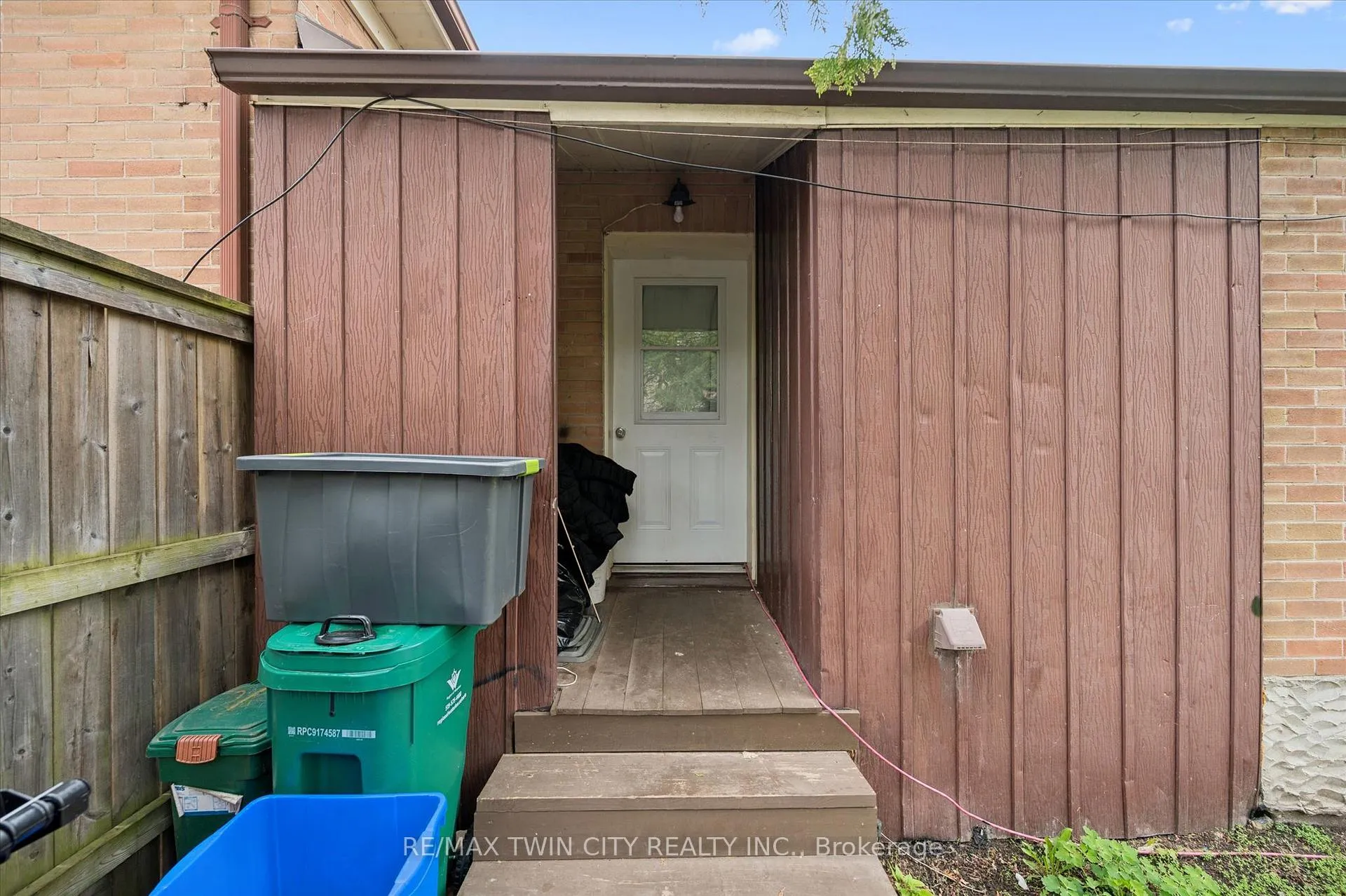 Photo 32 of 27 Roseview Avenue, Cambridge, City Core/Wellington — HOMEH