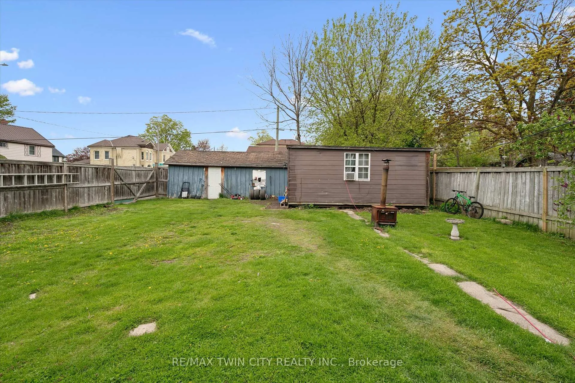 Photo 38 of 27 Roseview Avenue, Cambridge, City Core/Wellington — HOMEH