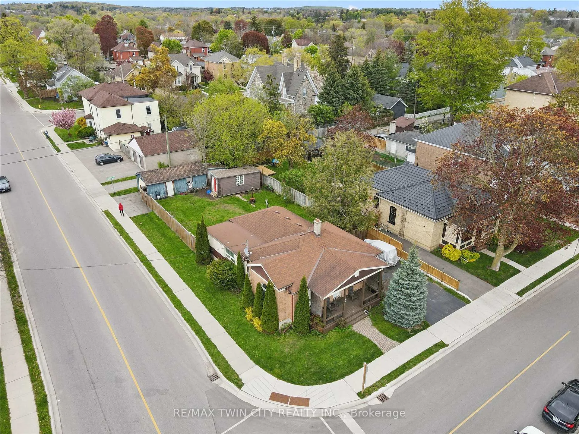 Photo 42 of 27 Roseview Avenue, Cambridge, City Core/Wellington — HOMEH