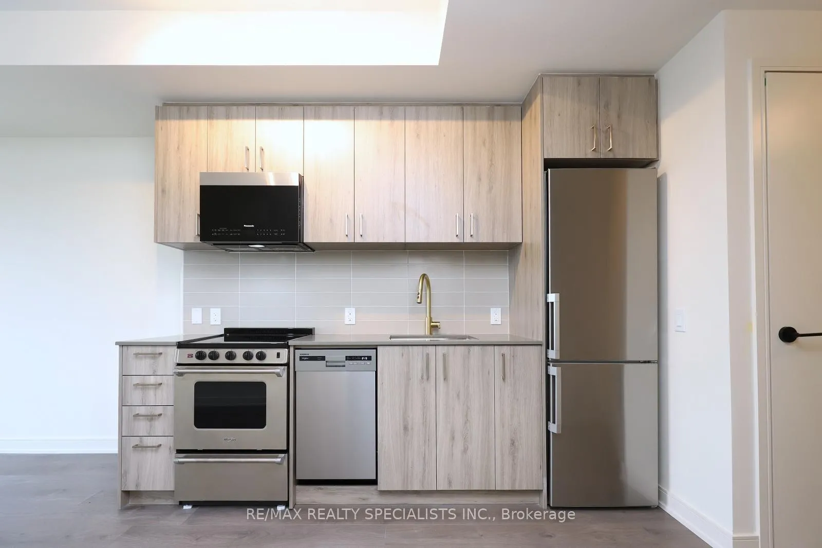 Photo 9 of Unit 1504, 8010 Derry Rd, Milton, Coates — HOMEH