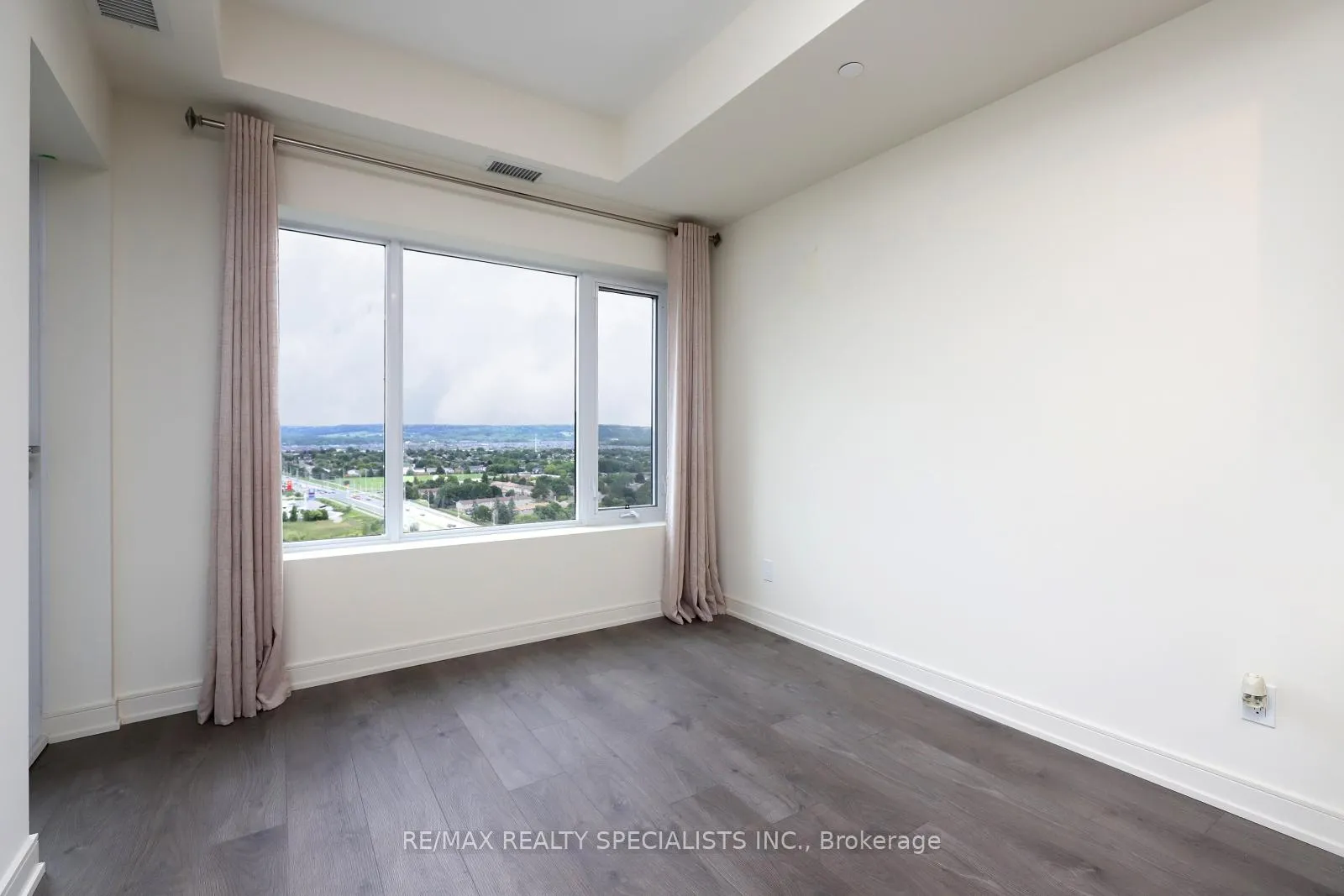 Photo 18 of Unit 1504, 8010 Derry Rd, Milton, Coates — HOMEH