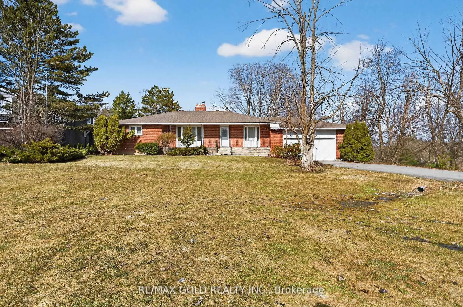 Photo 4 of 14811 Creditview Road, Caledon, Cheltenham — HOMEH