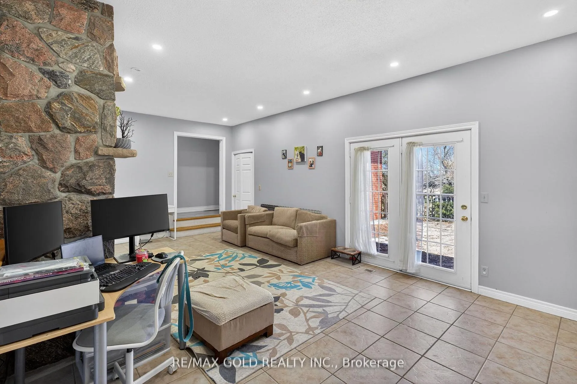 Photo 6 of 14811 Creditview Road, Caledon, Cheltenham — HOMEH