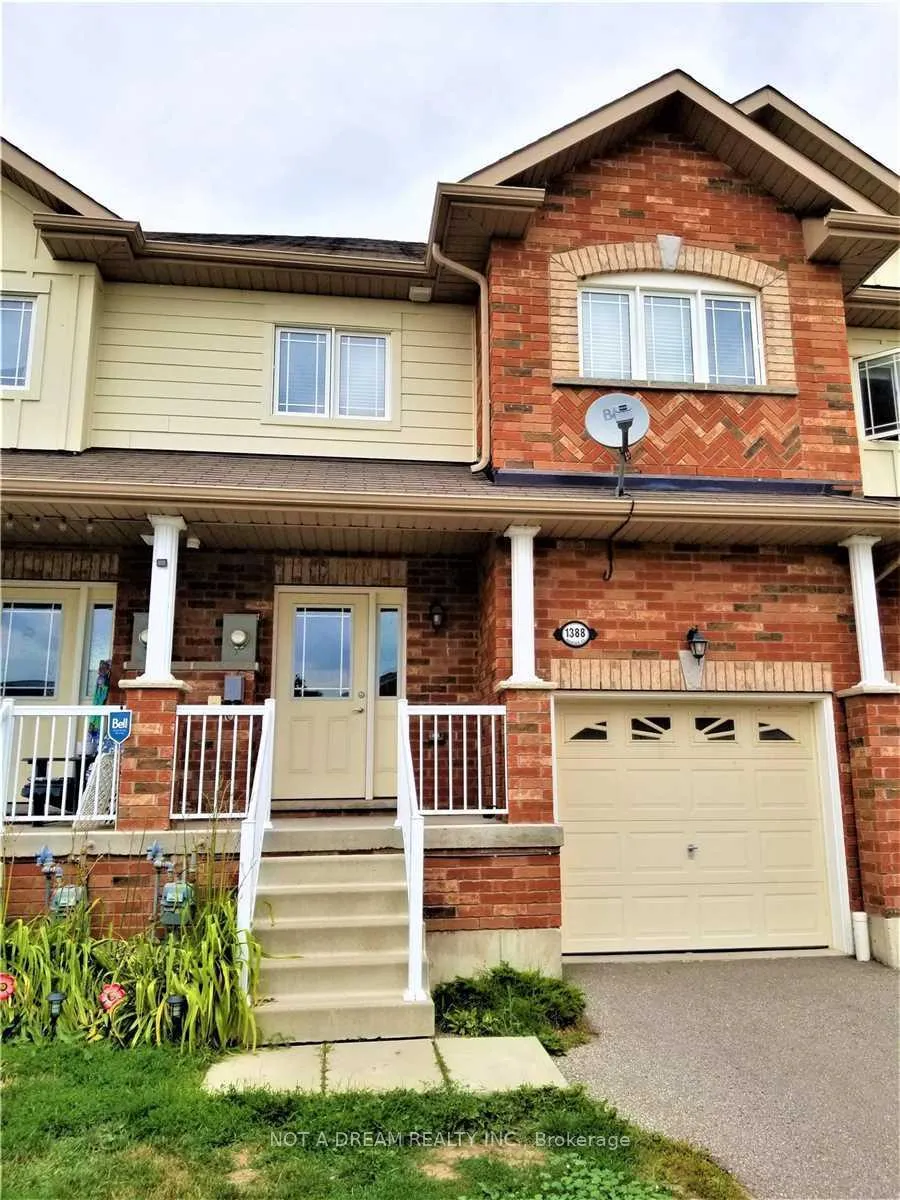 Photo 2 of 1388 Hunter Street, Innisfil, Alcona — HOMEH