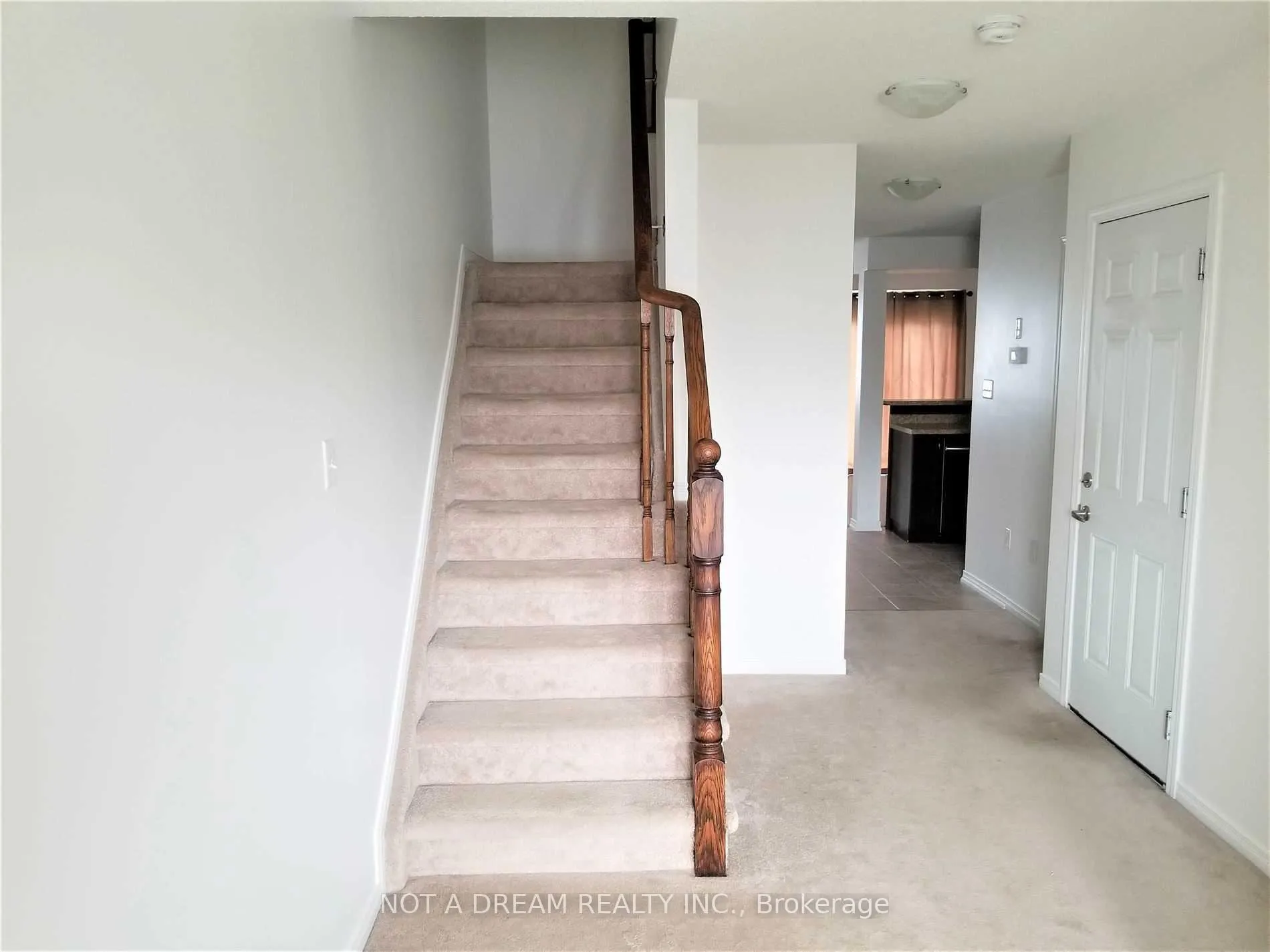 Photo 3 of 1388 Hunter Street, Innisfil, Alcona — HOMEH