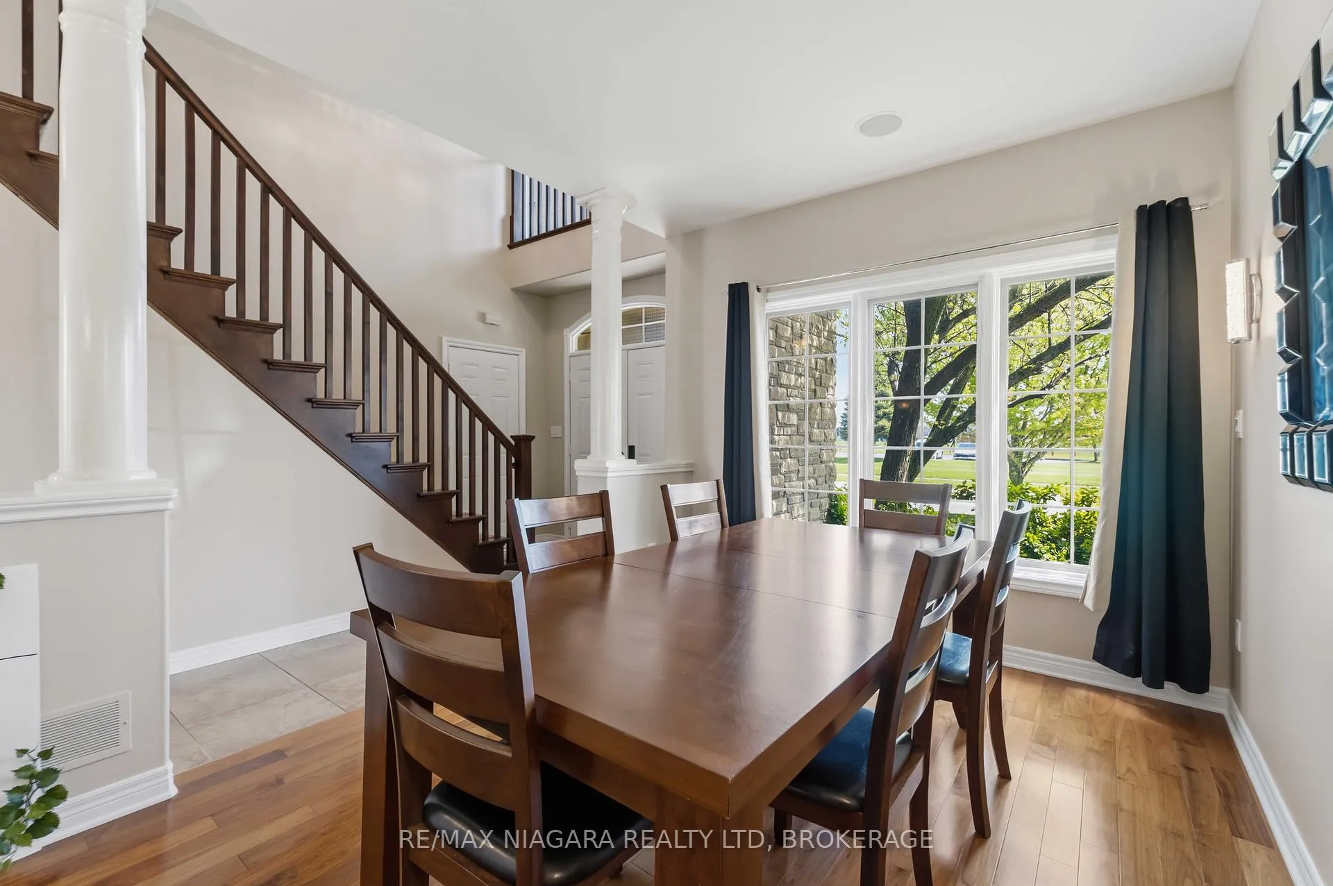 Photo 4 of 6875 Parkside Road, Niagara Falls, Forestview — HOMEH