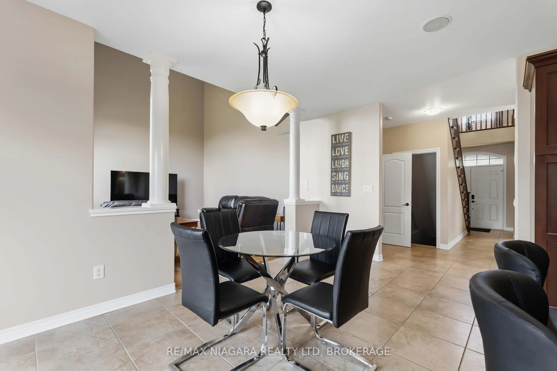 Photo 13 of 6875 Parkside Road, Niagara Falls, Forestview — HOMEH