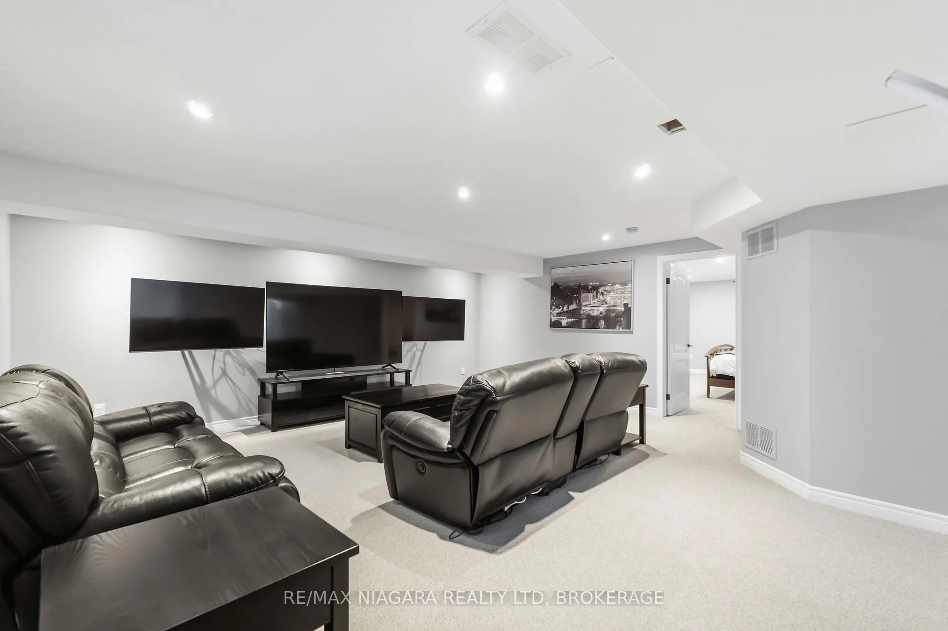 Photo 34 of 6875 Parkside Road, Niagara Falls, Forestview — HOMEH