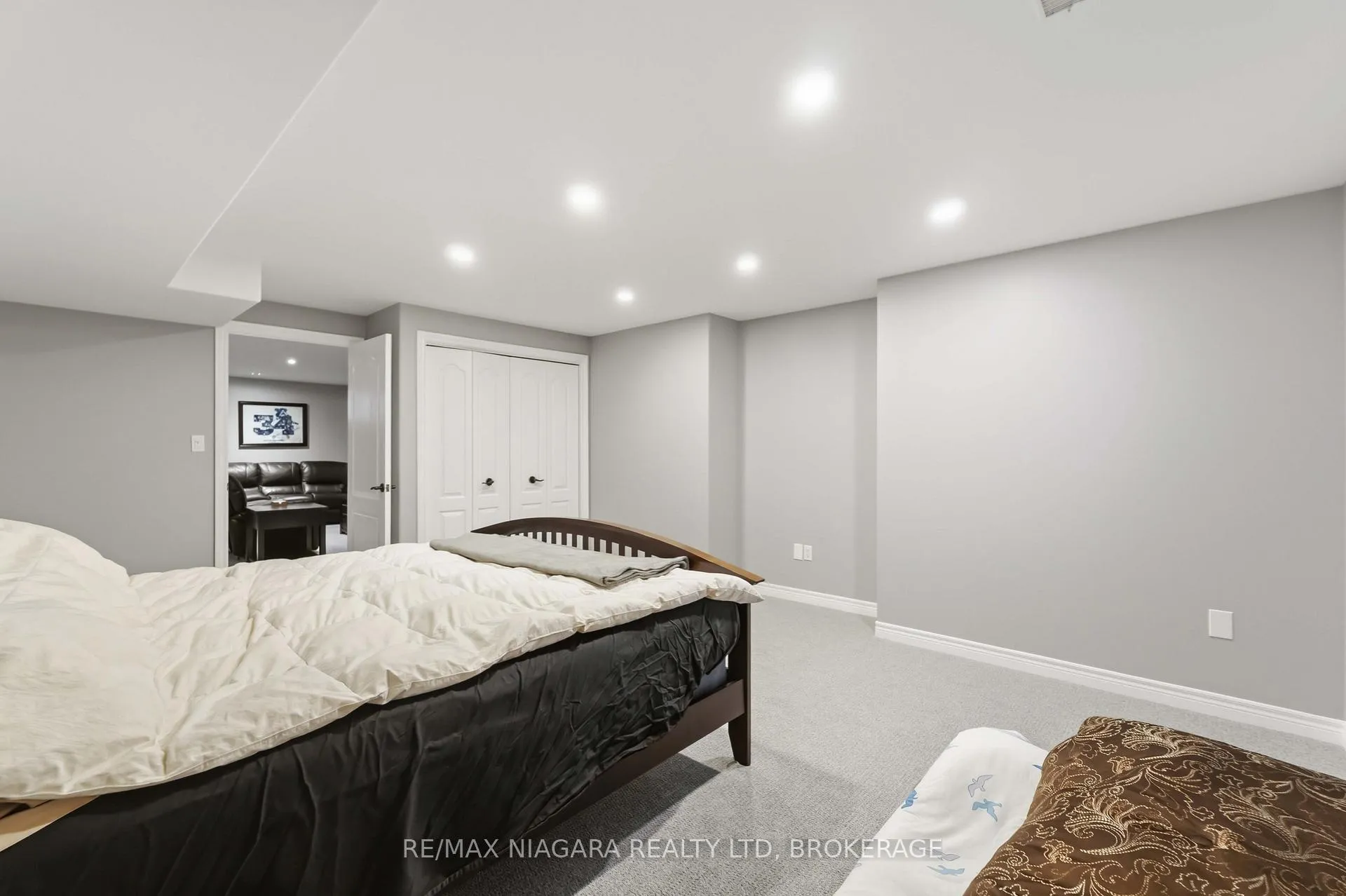 Photo 39 of 6875 Parkside Road, Niagara Falls, Forestview — HOMEH