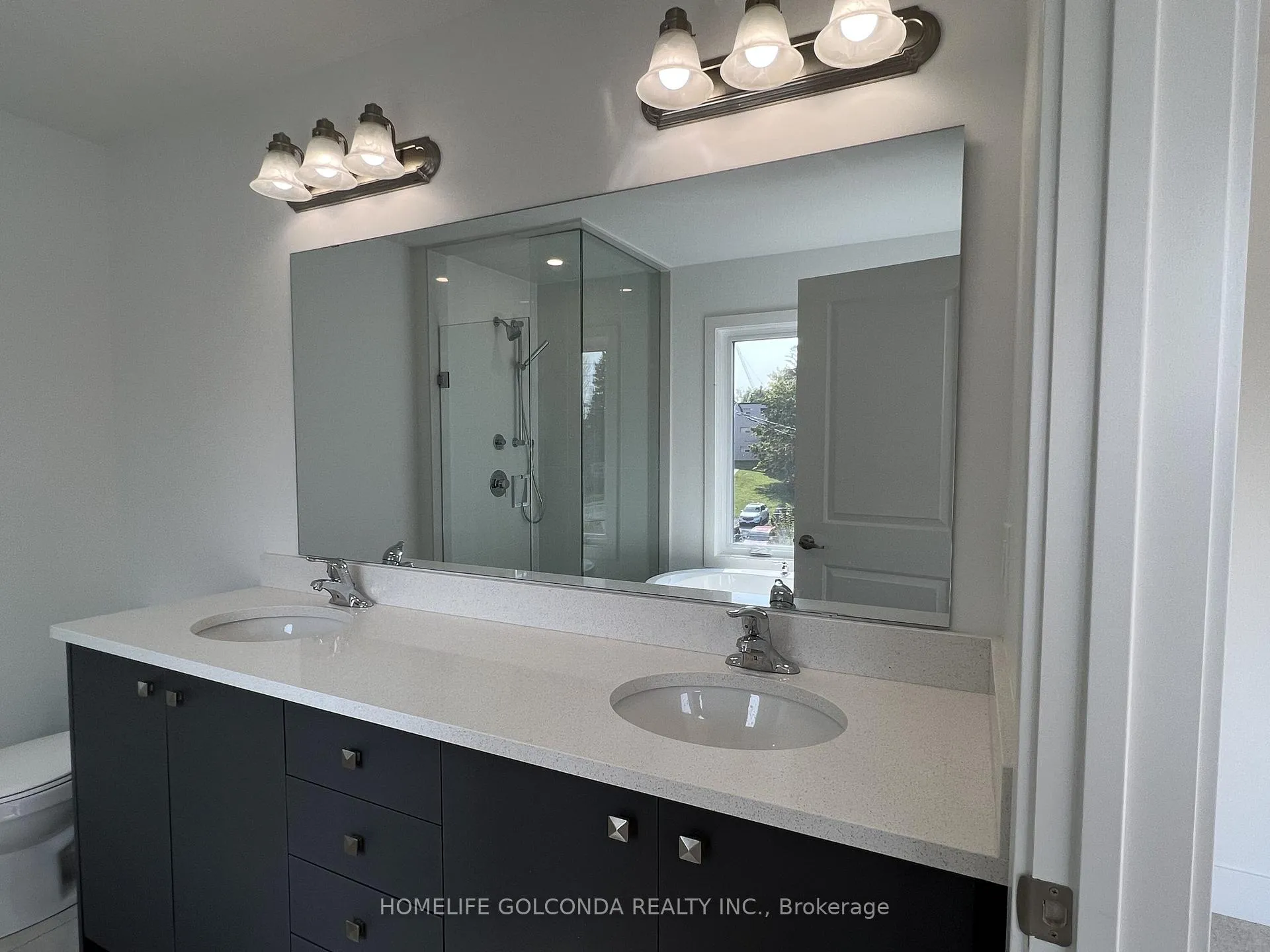 Photo 9 of 8 Sobczak Drive, Whitby, Port Whitby — HOMEH
