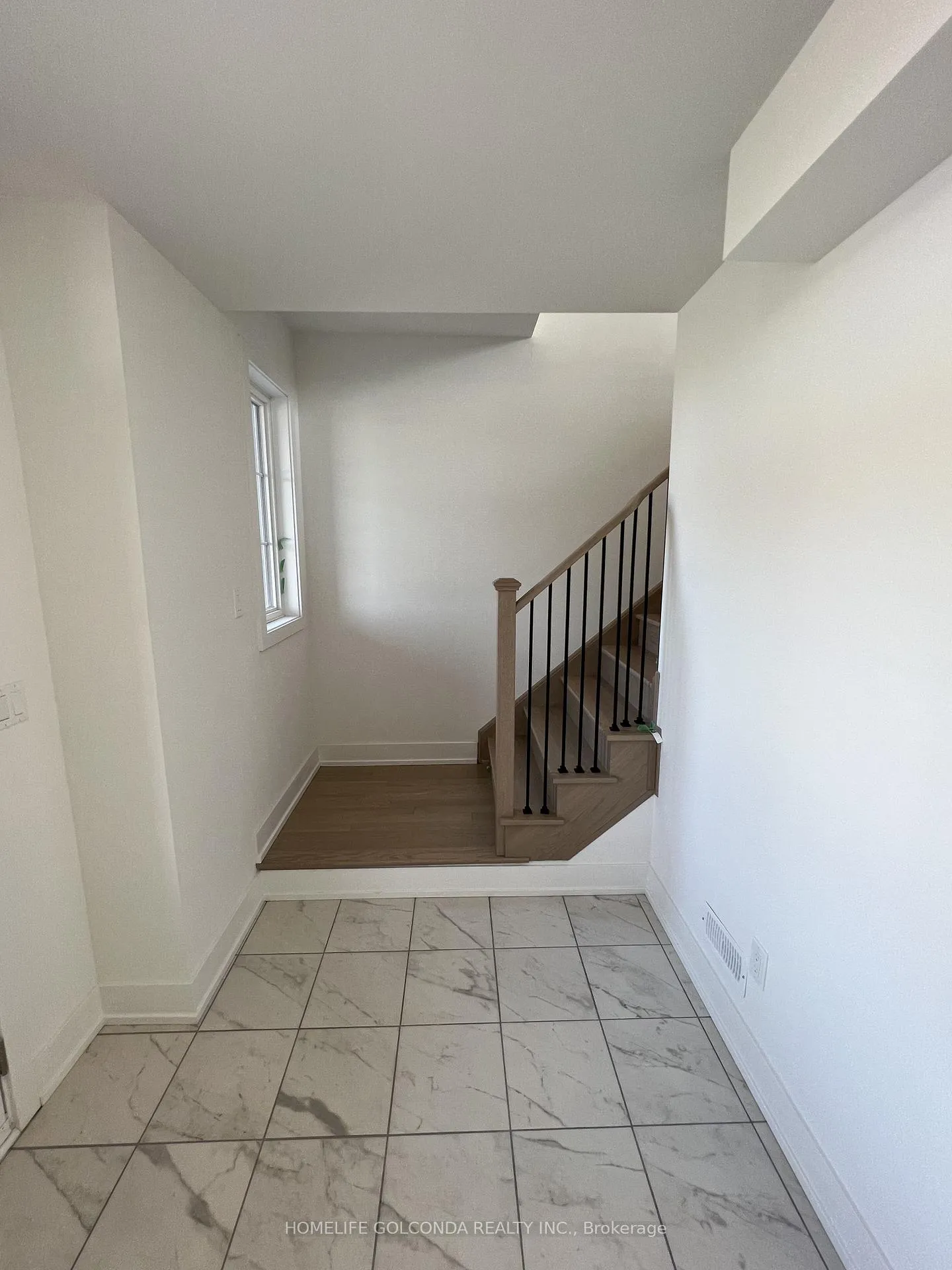 Photo 18 of 8 Sobczak Drive, Whitby, Port Whitby — HOMEH