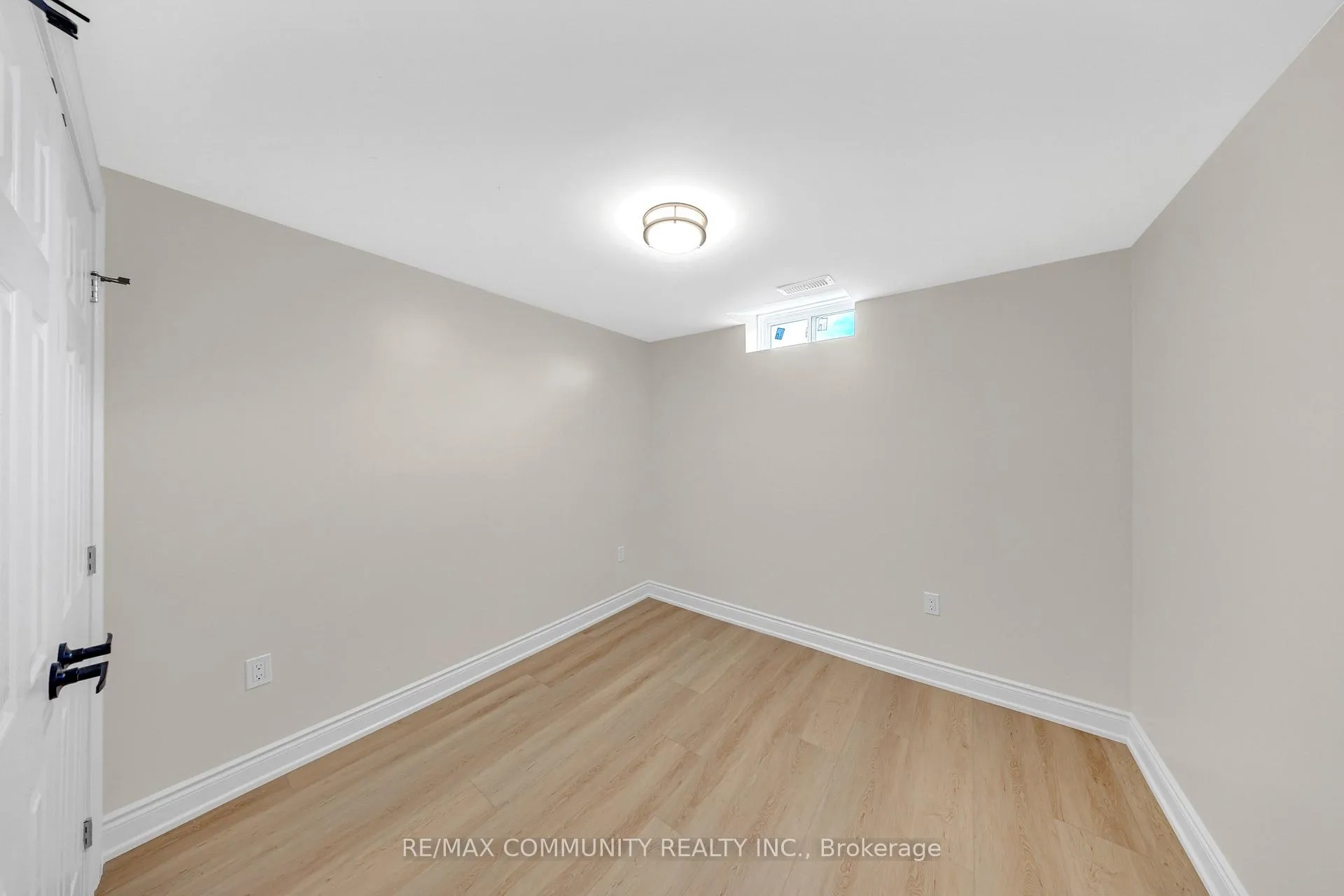 Photo 39 of 83 Kyla Crescent, Markham, Milliken Mills East — HOMEH
