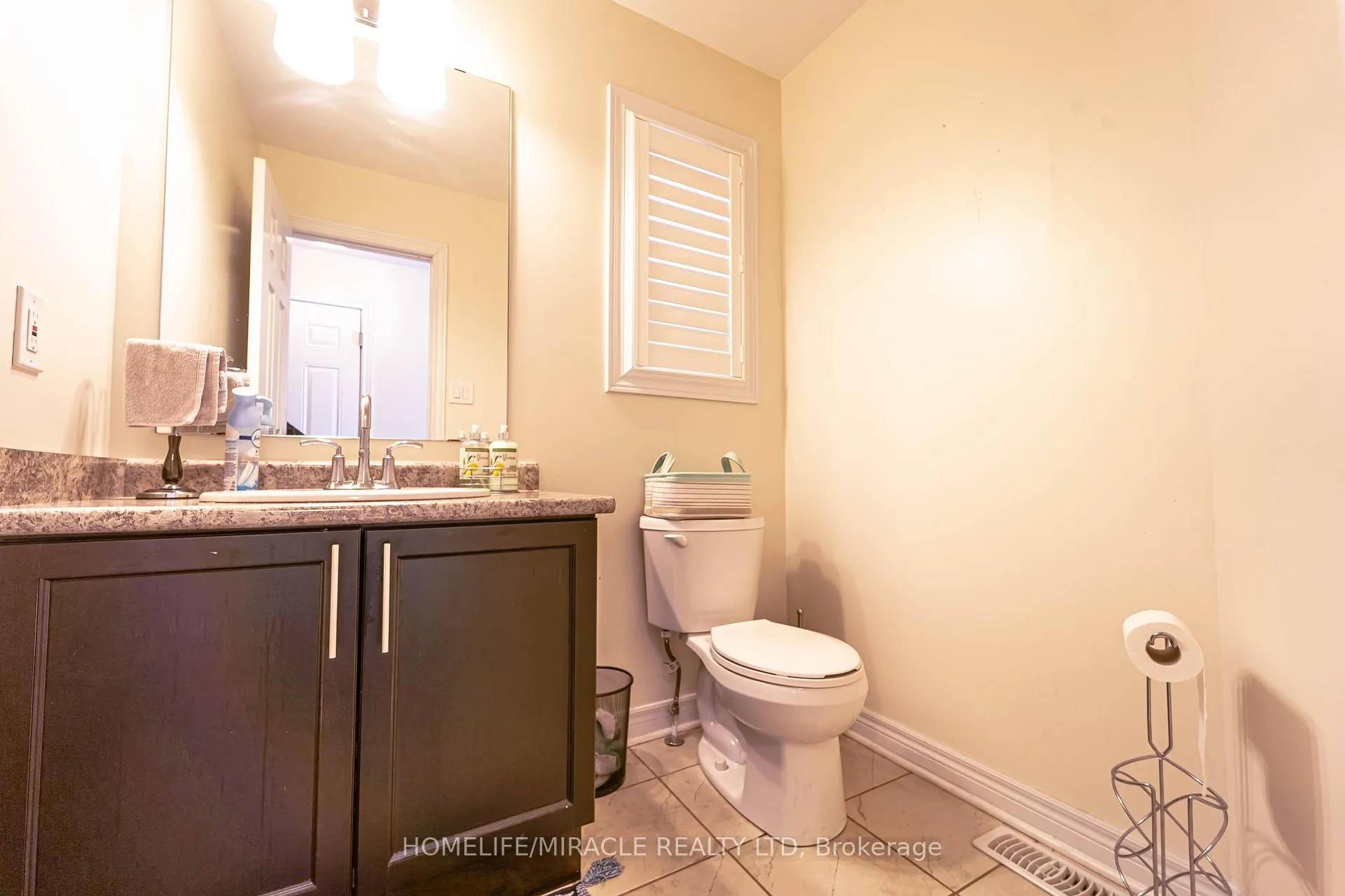 Photo 5 of 54 Mccourt Drive, Ajax, South East — HOMEH