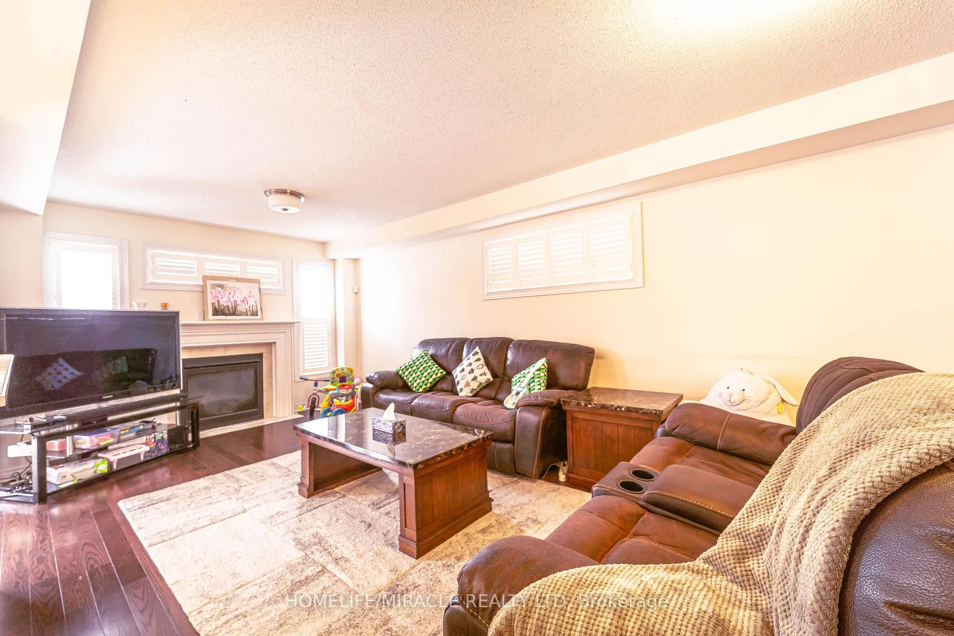Photo 7 of 54 Mccourt Drive, Ajax, South East — HOMEH