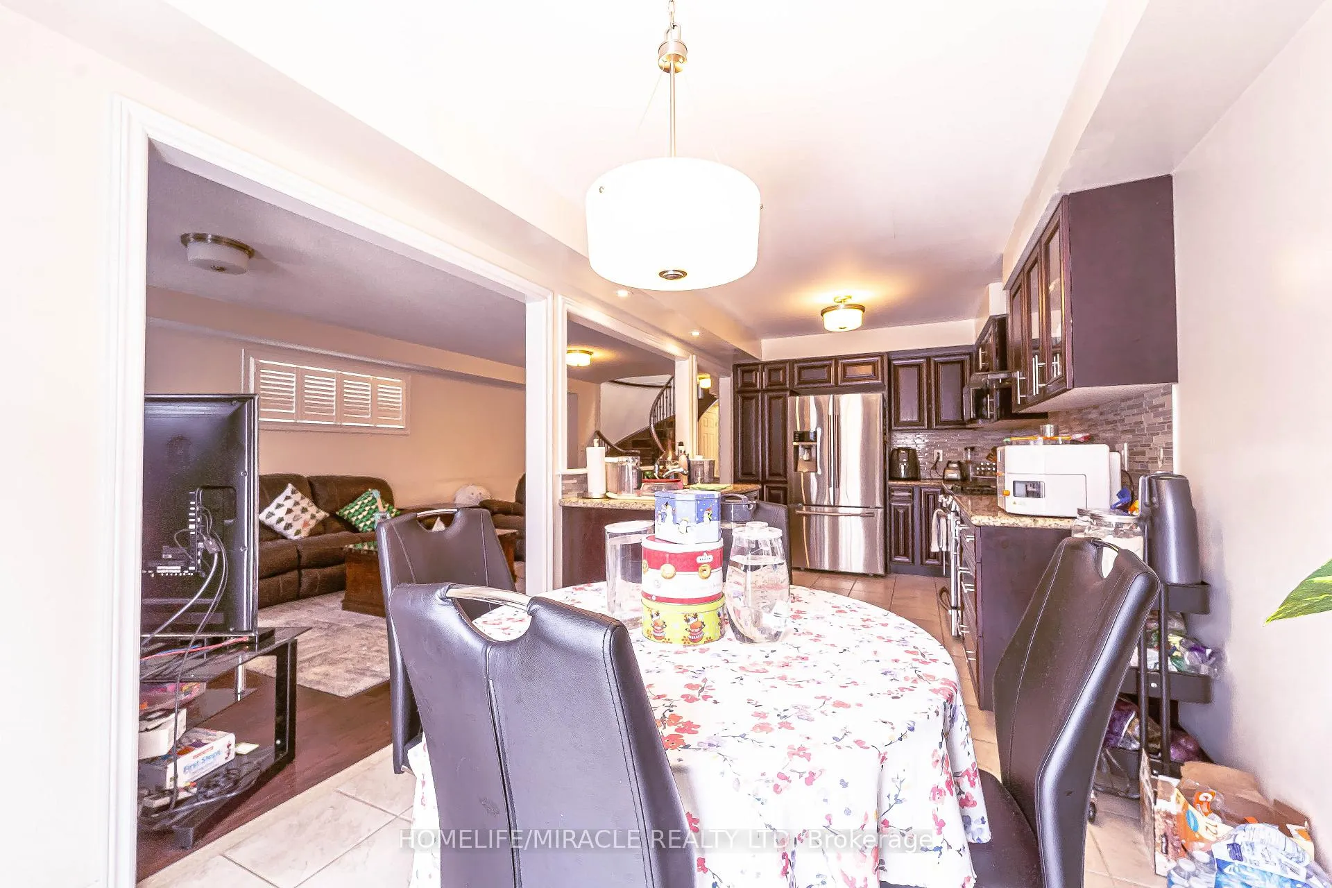 Photo 10 of 54 Mccourt Drive, Ajax, South East — HOMEH