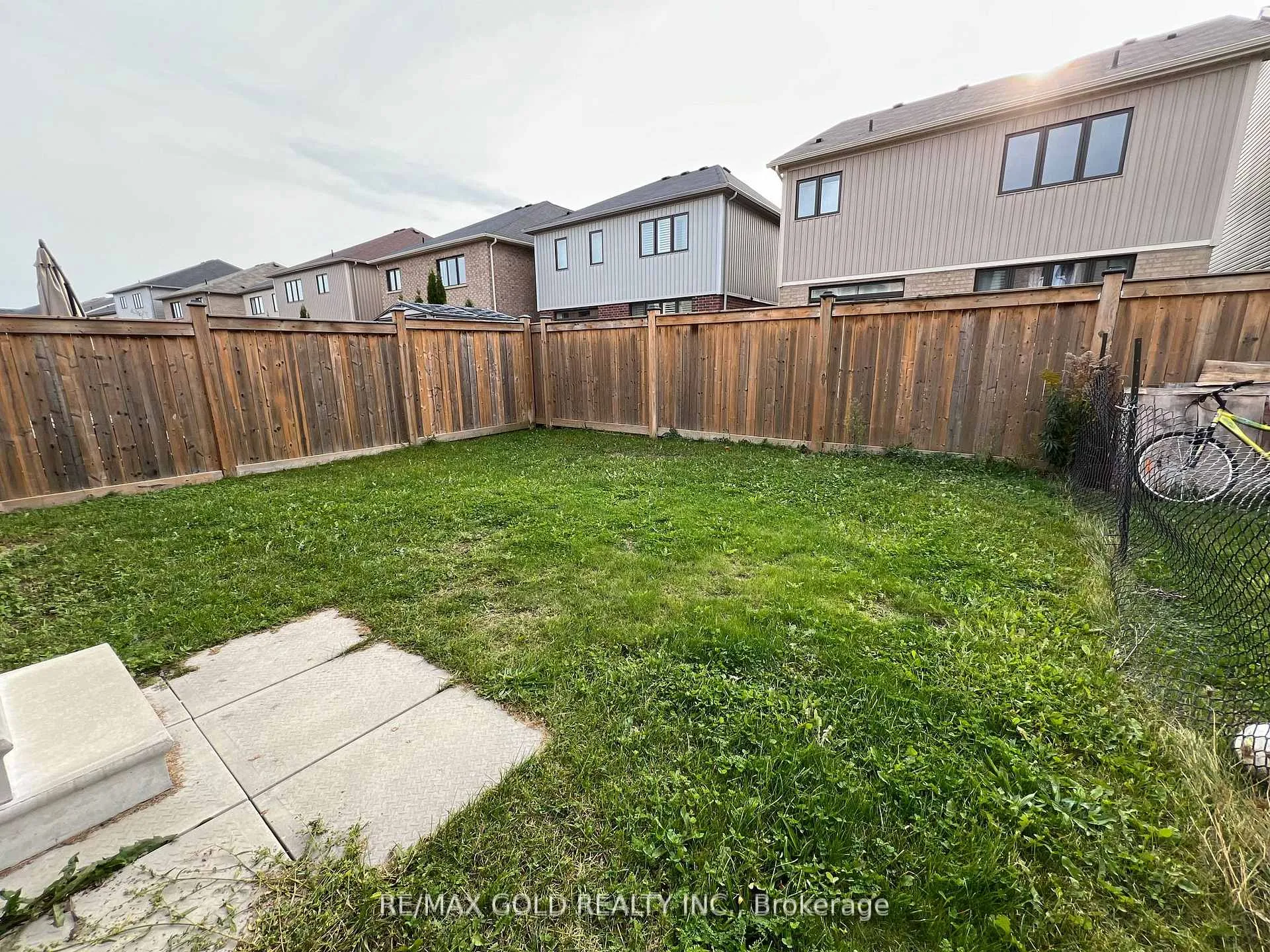 Photo 22 of 43 Arnold Marshall Boulevard, Haldimand — HOMEH