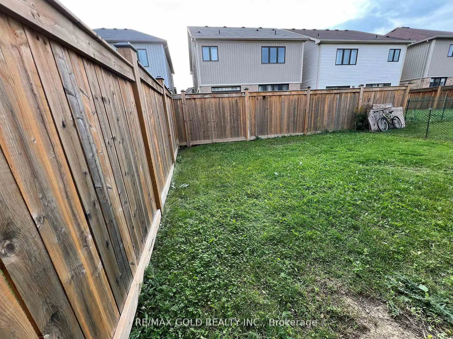 Photo 23 of 43 Arnold Marshall Boulevard, Haldimand — HOMEH