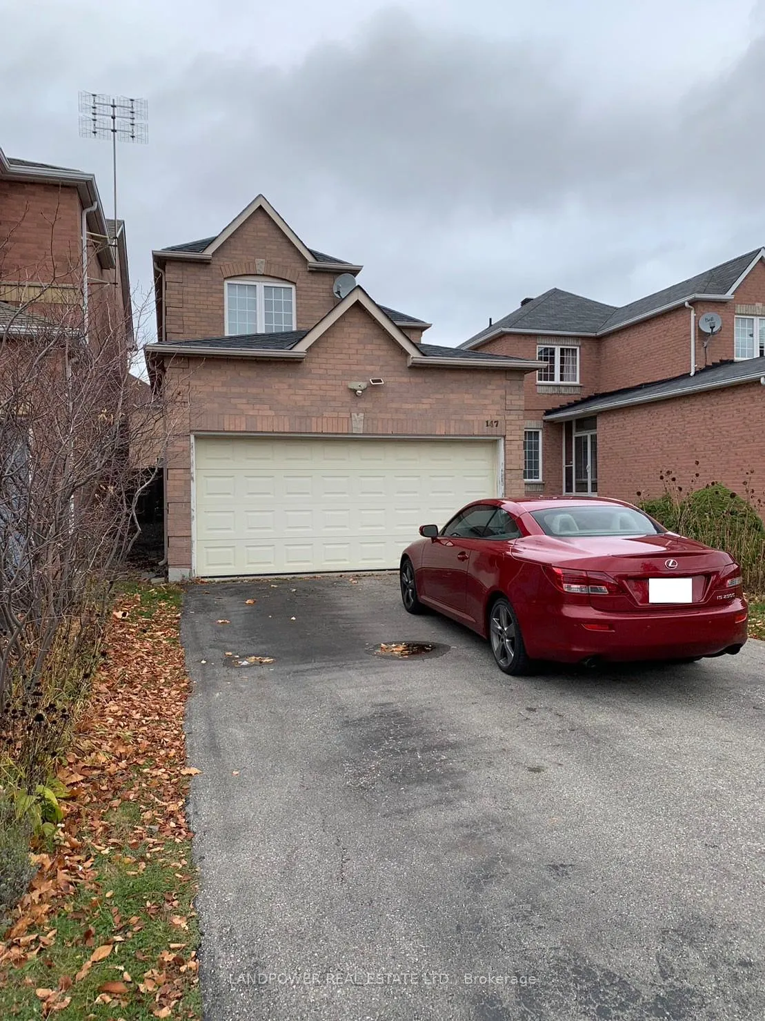 Photo 1 of 147 Cairncross Crescent S, Markham, Milliken Mills East — HOMEH