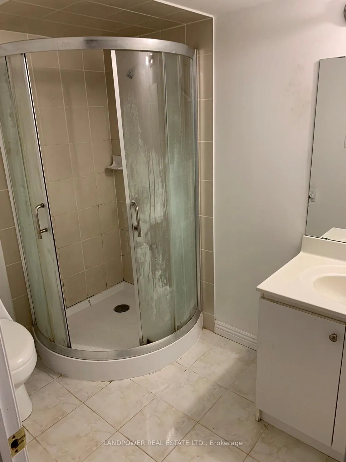 Photo 22 of 147 Cairncross Crescent S, Markham, Milliken Mills East — HOMEH