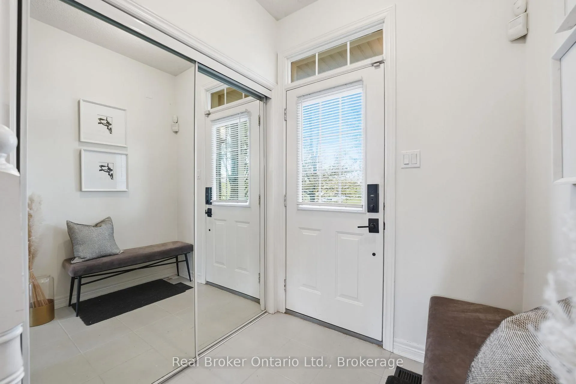 Photo 5 of 50 Easthampton Road, Hamilton, Stoney Creek — HOMEH