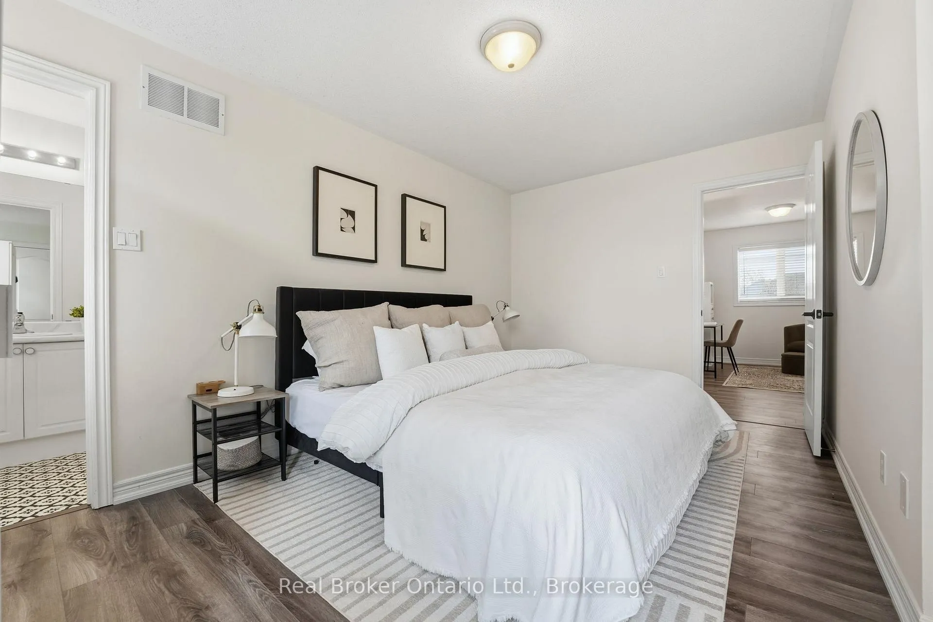 Photo 27 of 50 Easthampton Road, Hamilton, Stoney Creek — HOMEH