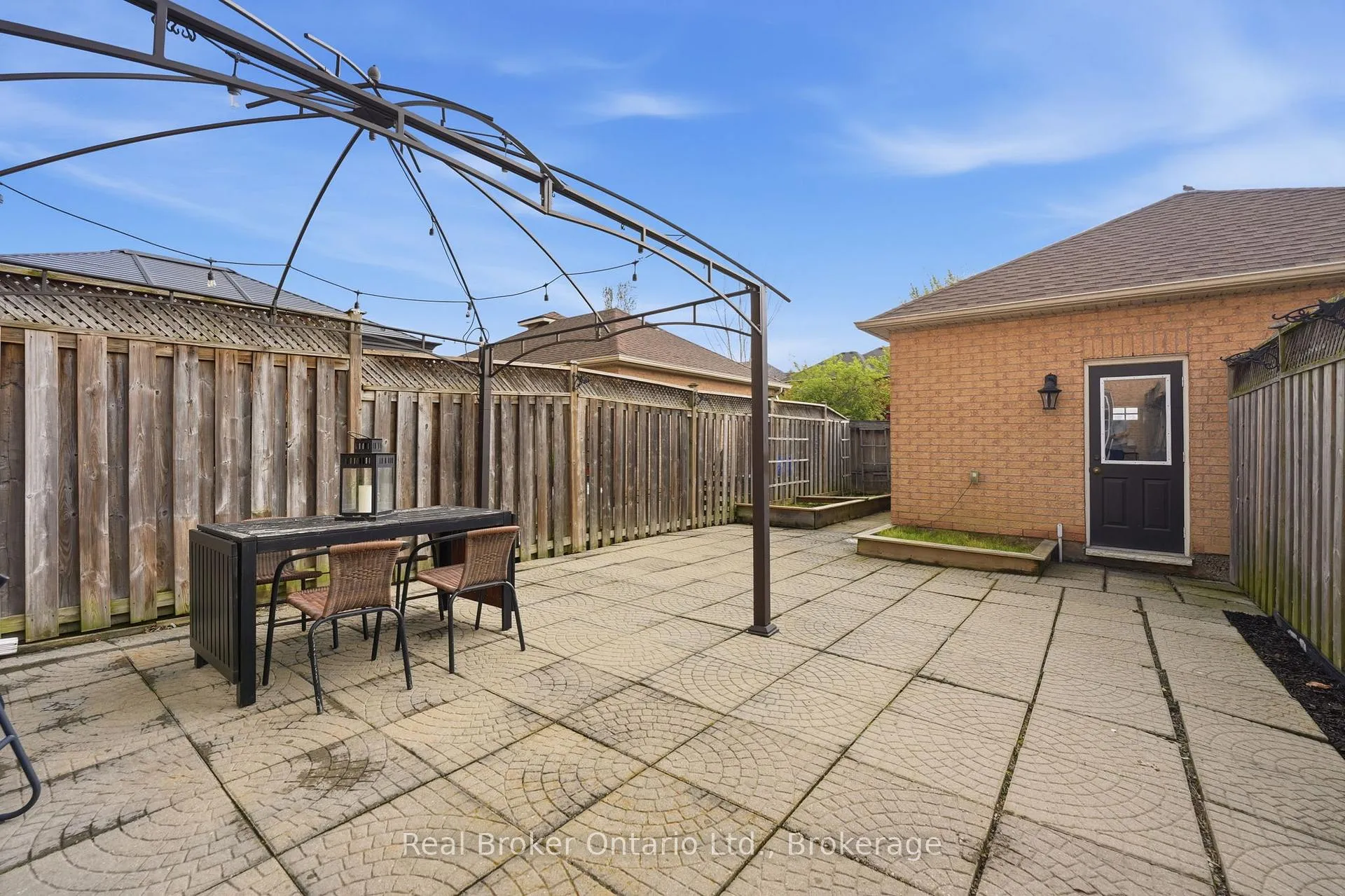 Photo 35 of 50 Easthampton Road, Hamilton, Stoney Creek — HOMEH