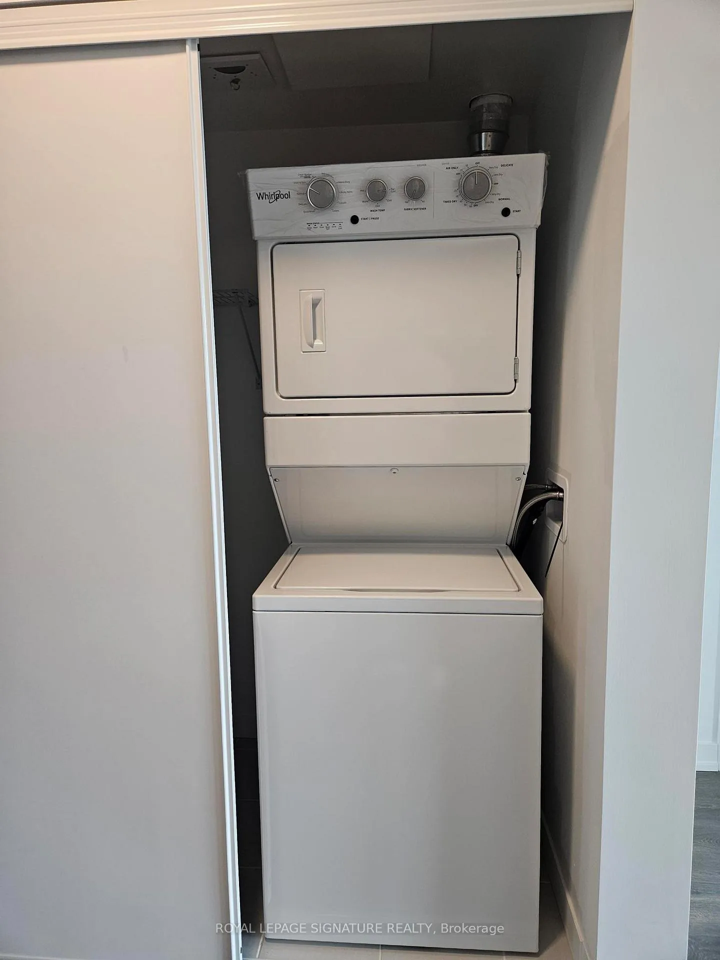 Photo 13 of Unit D804, 4878 Powers Common, Burlington, Alton — HOMEH