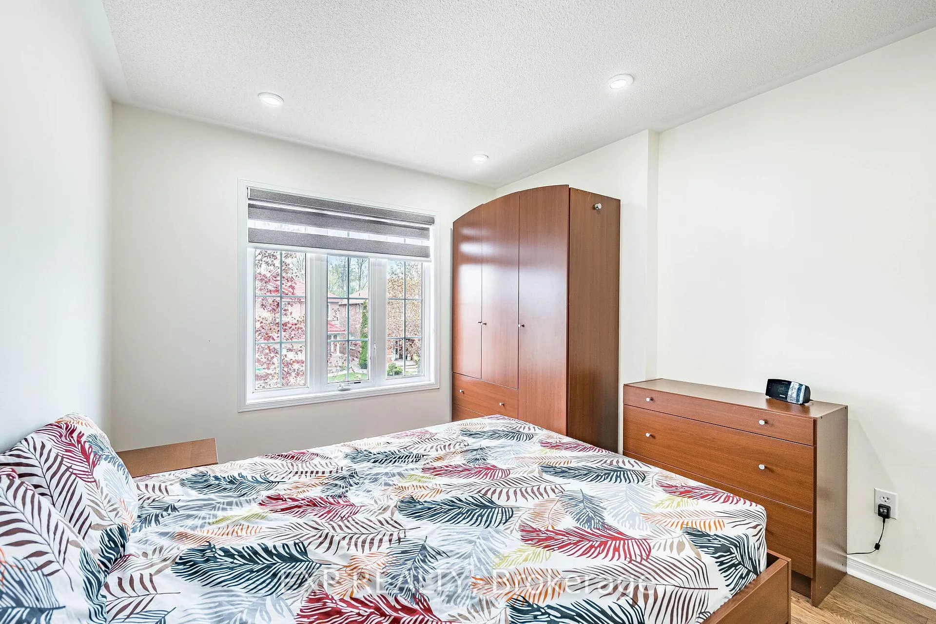 Photo 37 of 39 Trudelle Crescent, Brampton, Fletcher's Meadow — HOMEH