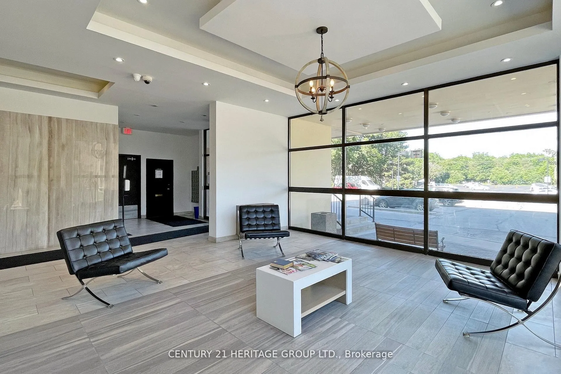 Photo 3 of Unit 609, 180 Dudley Avenue, Markham, Thornhill — HOMEH