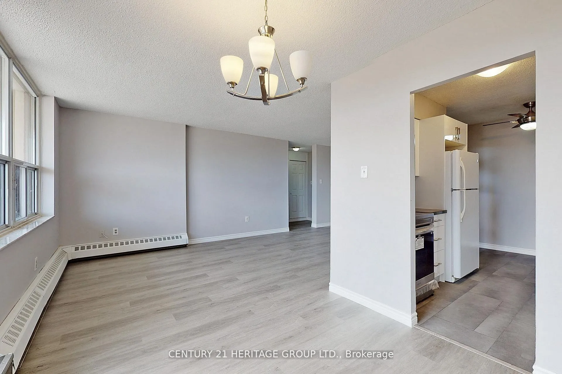 Photo 10 of Unit 609, 180 Dudley Avenue, Markham, Thornhill — HOMEH