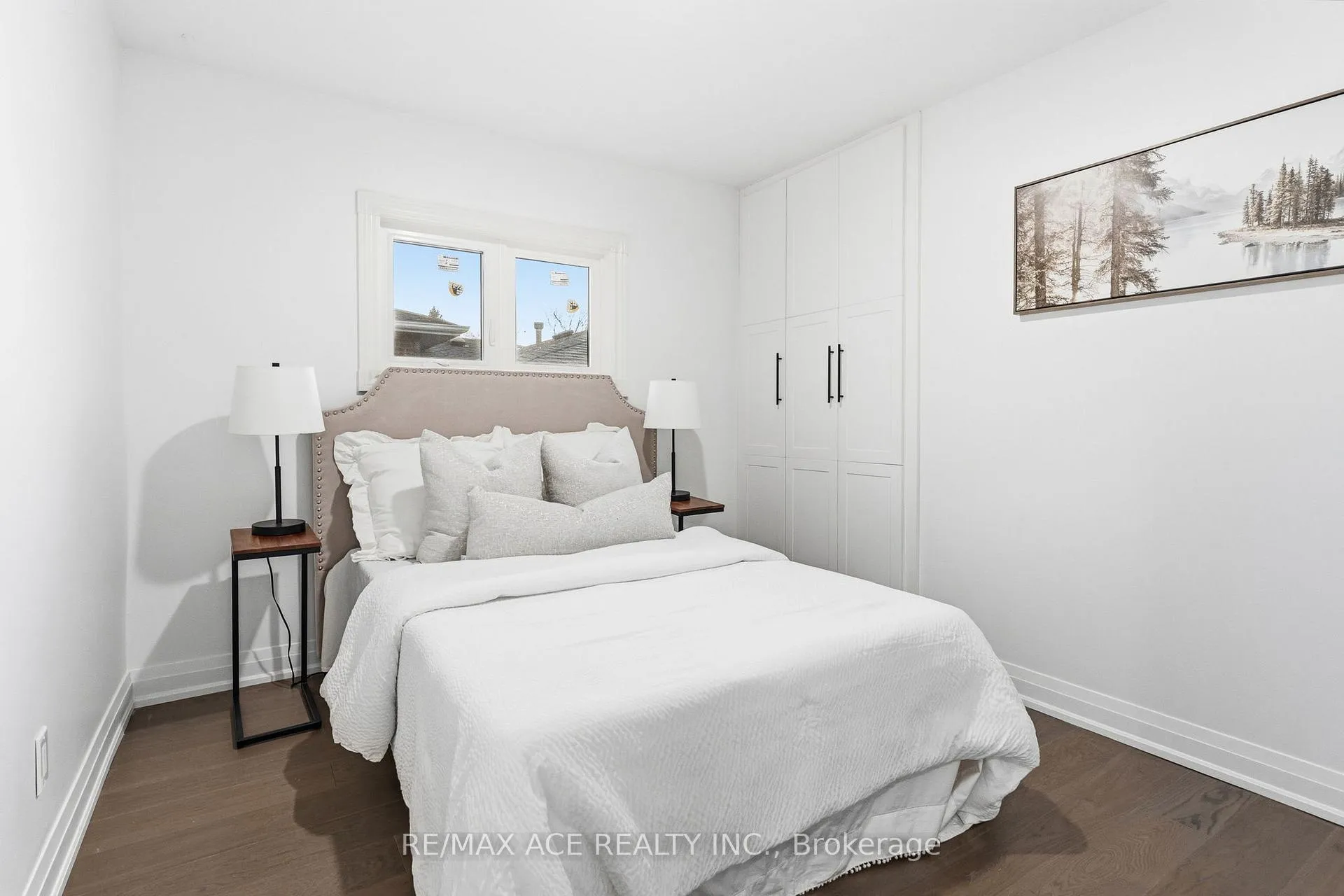 Photo 19 of 399 Lawson Road, Scarborough, Centennial Scarborough — HOMEH
