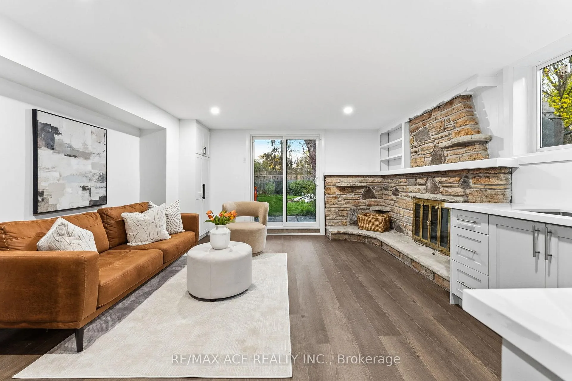 Photo 29 of 399 Lawson Road, Scarborough, Centennial Scarborough — HOMEH