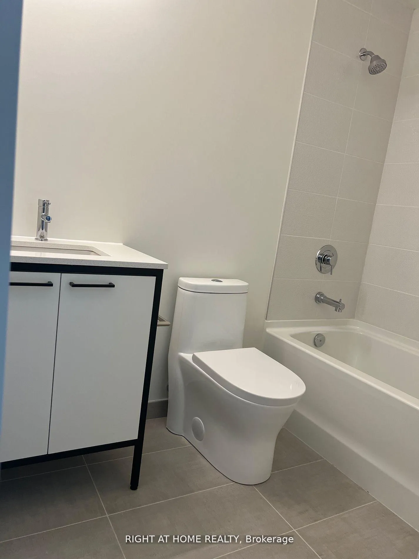 Photo 5 of Unit 1004, 1808 St.Clair Avenue W, Toronto, Weston-Pellam Park — HOMEH