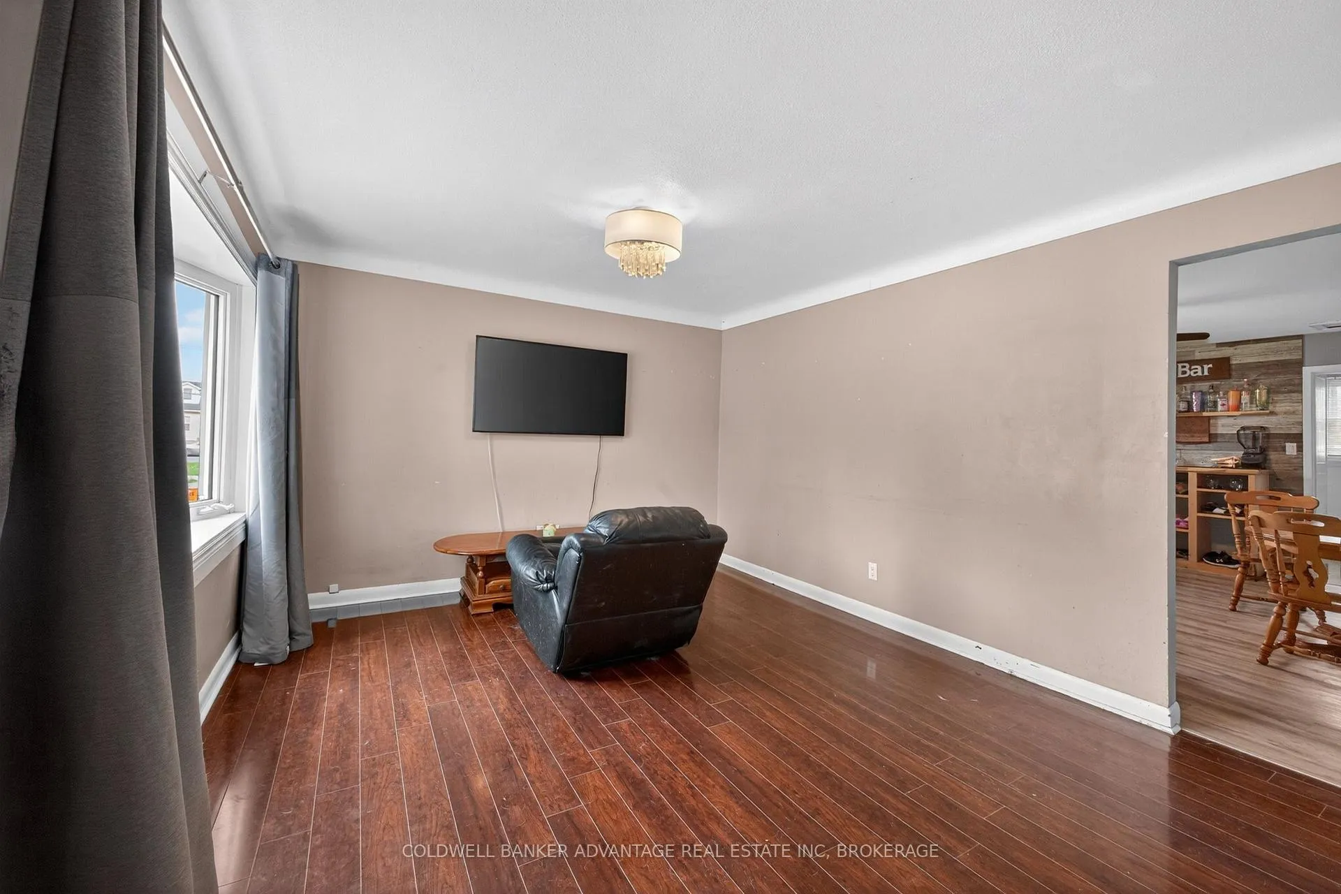 Photo 10 of 397 Navy Street, Welland, Lincoln/Crowland — HOMEH