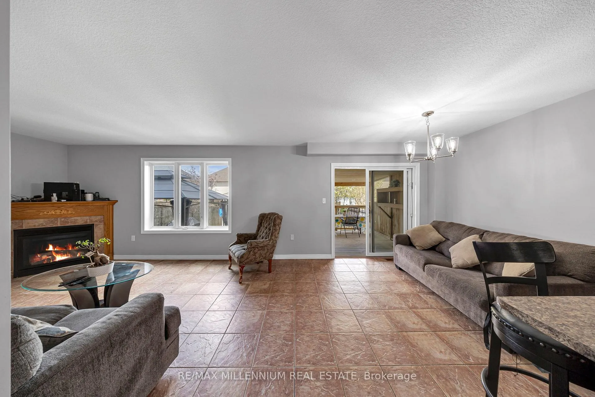 Photo 8 of 8 Bates Avenue, Hamilton, Hannon — HOMEH