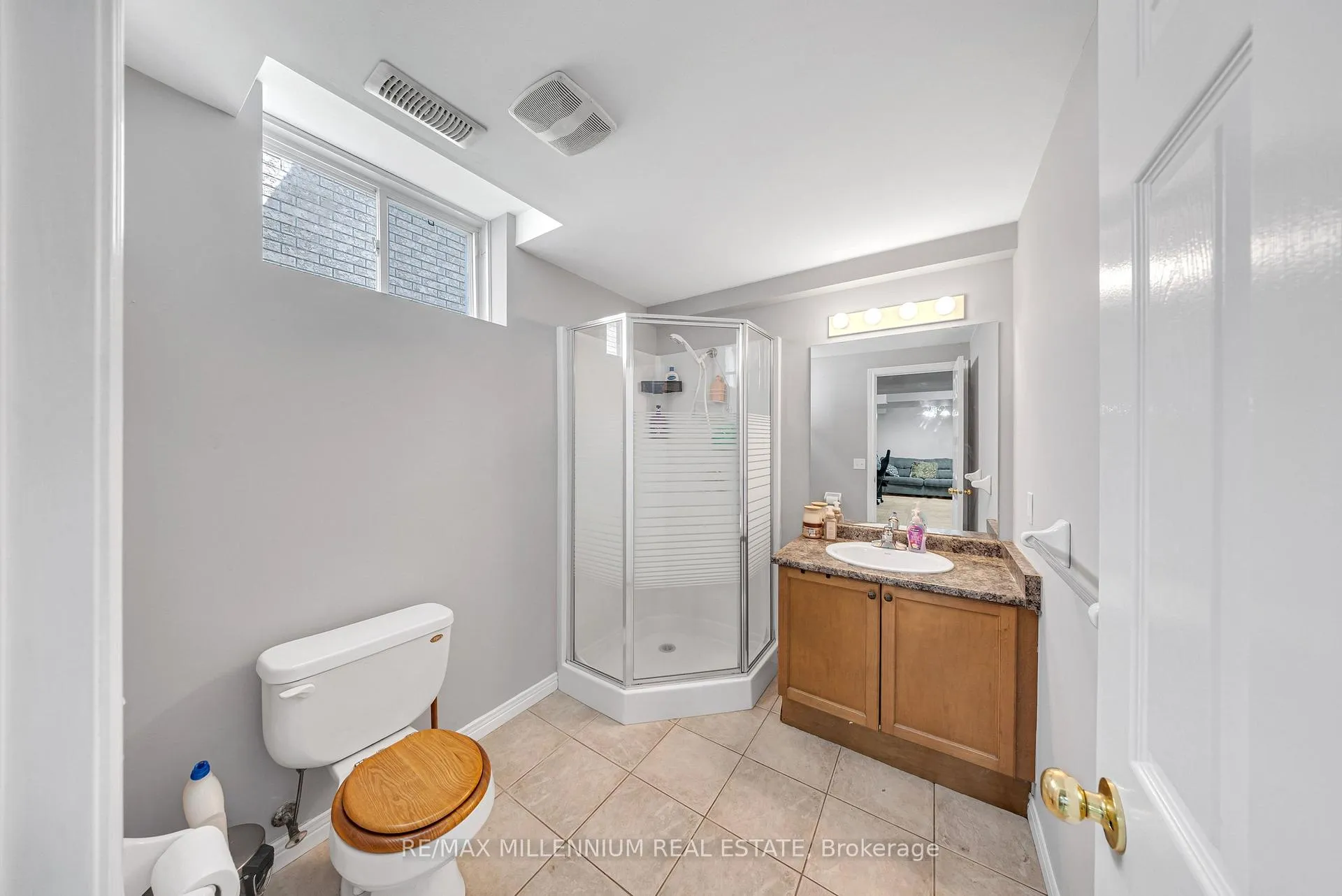 Photo 30 of 8 Bates Avenue, Hamilton, Hannon — HOMEH