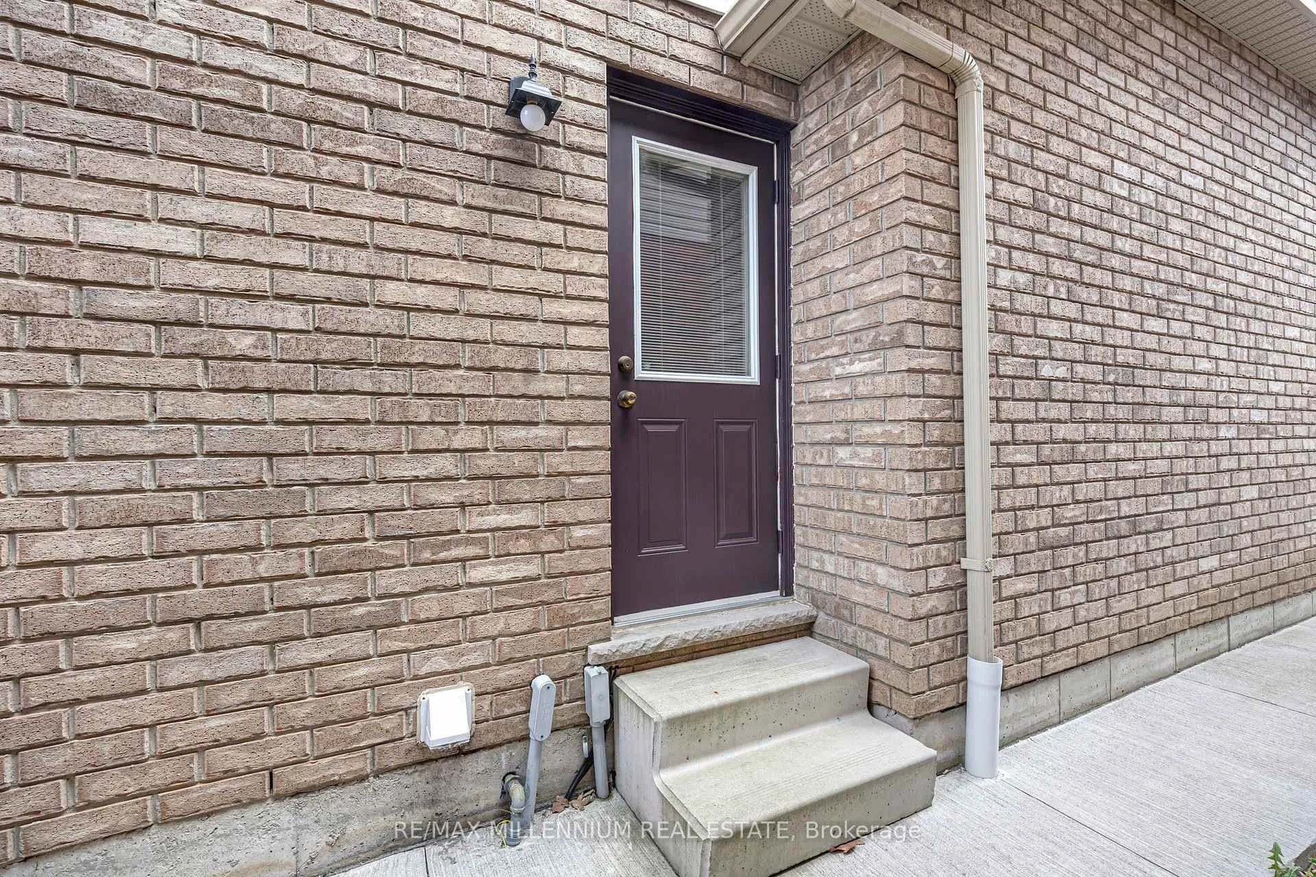 Photo 41 of 8 Bates Avenue, Hamilton, Hannon — HOMEH