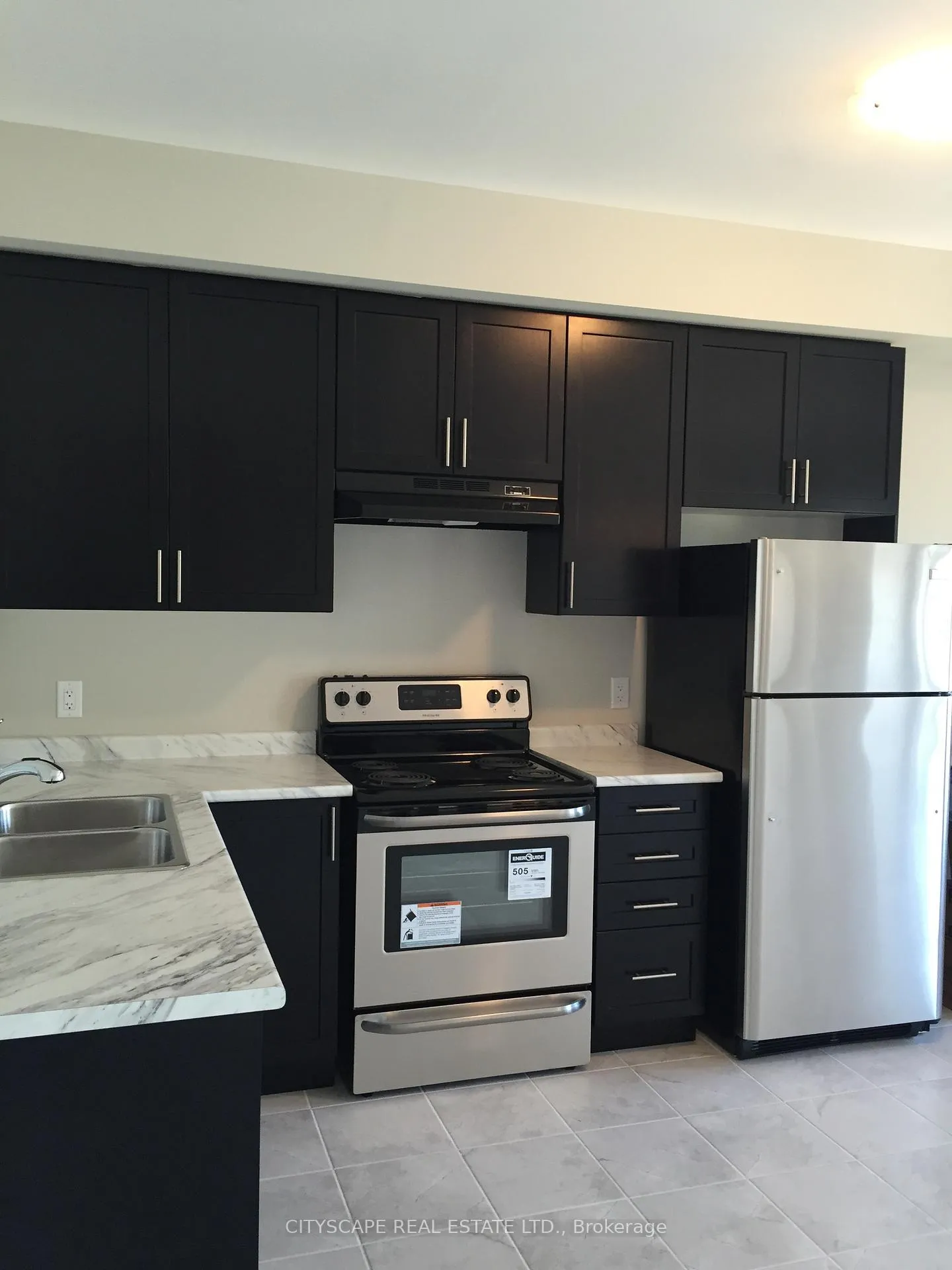 Photo 3 of 29 Crossings Way, Hamilton, Stoney Creek Mountain — HOMEH