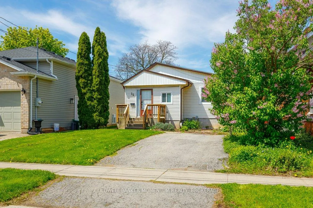 Photo 1 of 15 Concord Avenue, St. Catharines, Facer — HOMEH