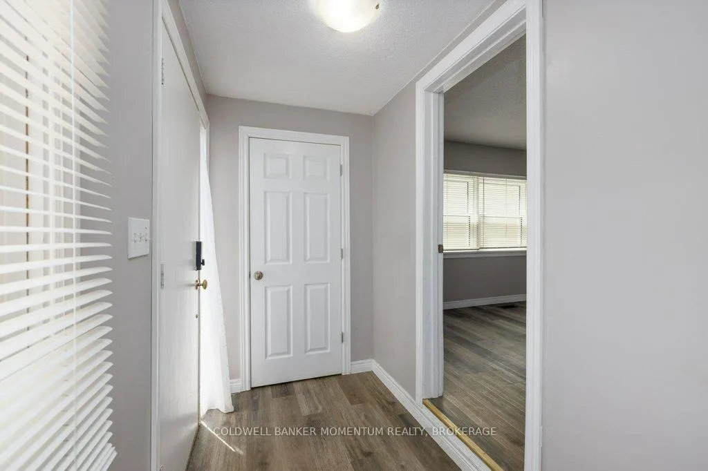 Photo 7 of 15 Concord Avenue, St. Catharines, Facer — HOMEH