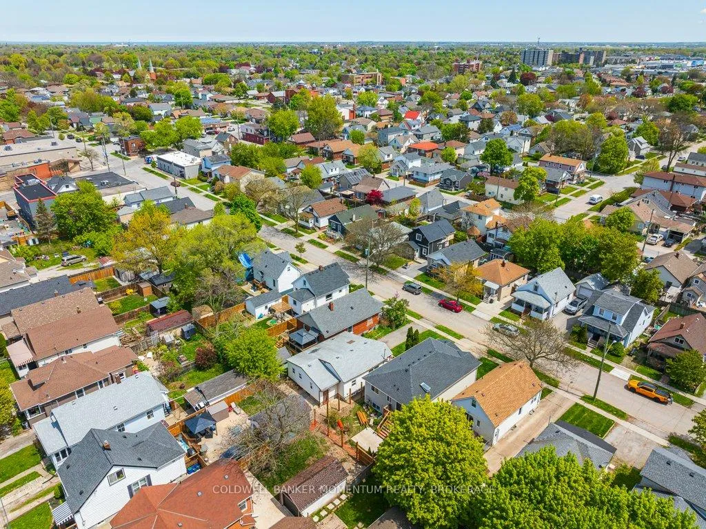 Photo 26 of 15 Concord Avenue, St. Catharines, Facer — HOMEH