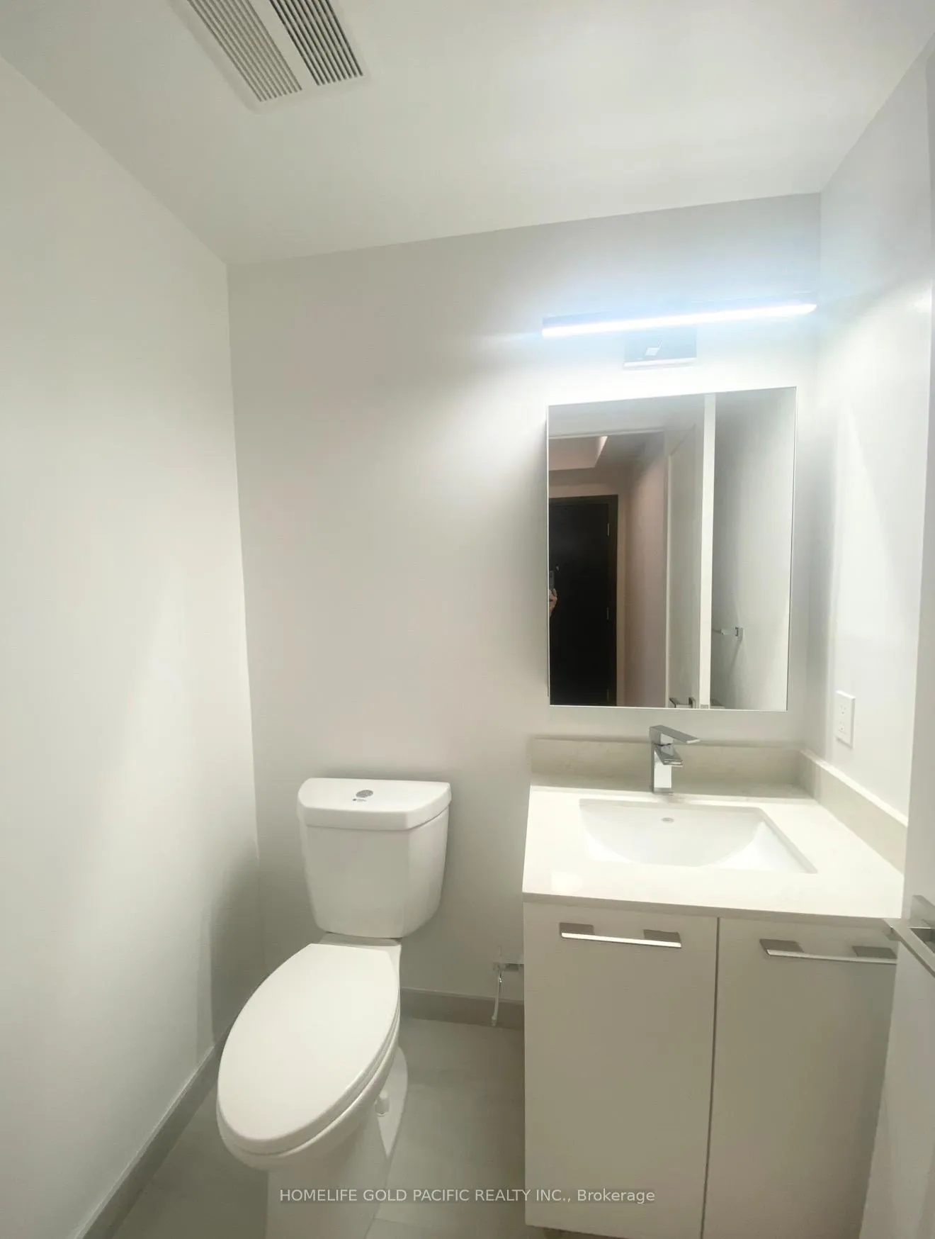 Photo 12 of Unit 731, 38 Water Walk Drive, Markham, Unionville — HOMEH
