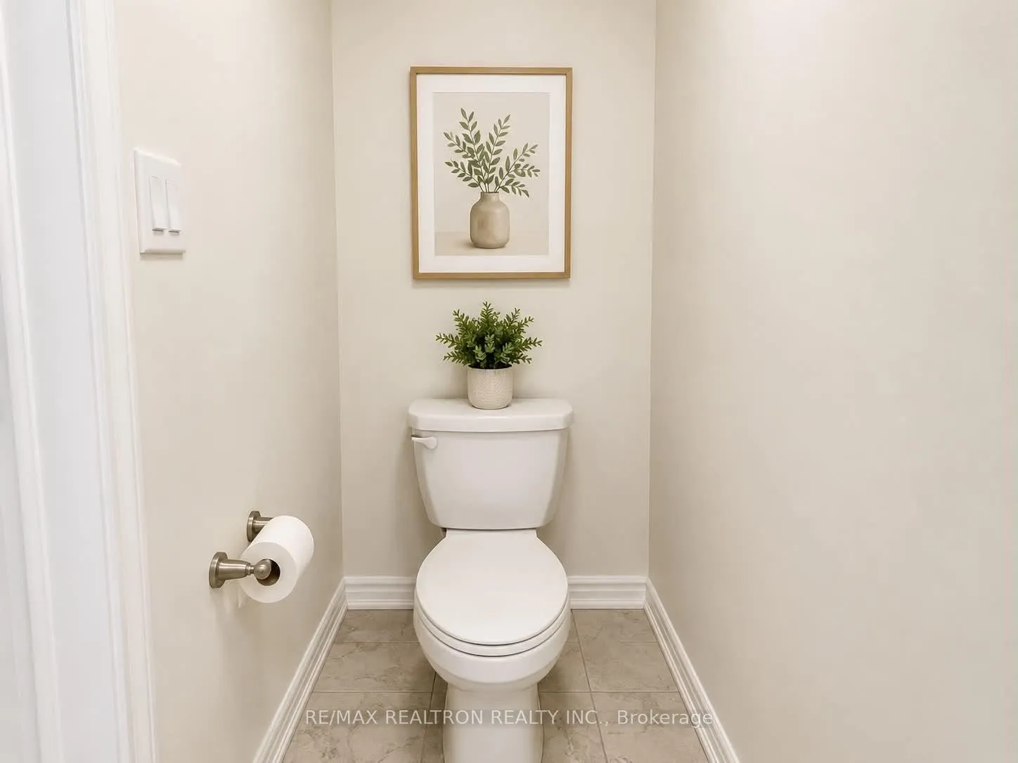 Photo 20 of 8 Thomas Frisby Jr Crescent, Markham, Victoria Square — HOMEH