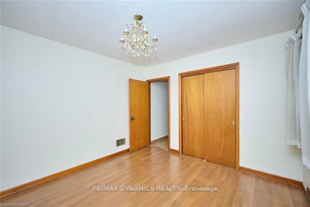 Photo 7 of 6299 Murray Street, Niagara Falls, Dorchester — HOMEH