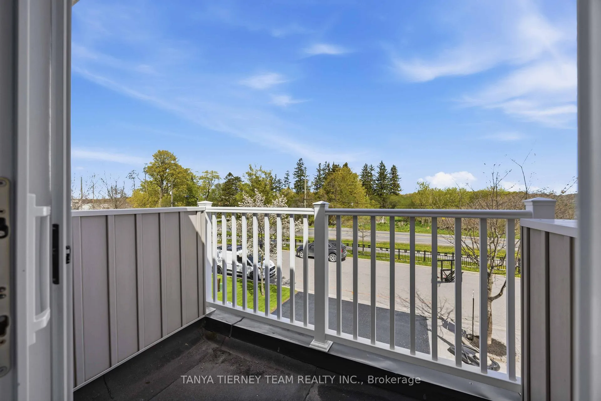 Photo 34 of 156 Shrewsbury Drive, Whitby, Brooklin — HOMEH