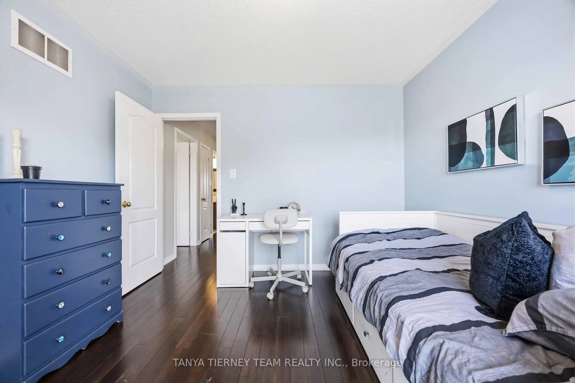 Photo 36 of 156 Shrewsbury Drive, Whitby, Brooklin — HOMEH