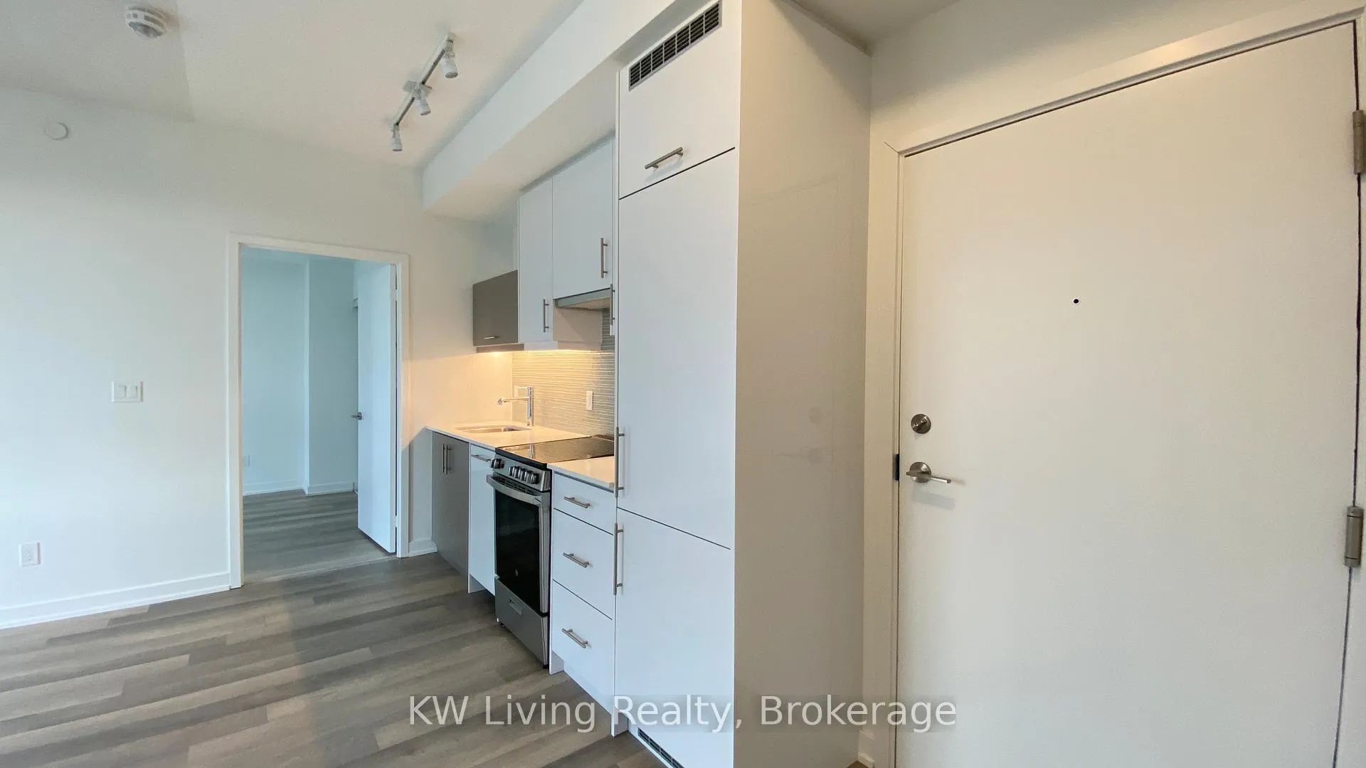 Photo 17 of Unit 1404, 181 Huron Street, Toronto, Kensington-Chinatown — HOMEH