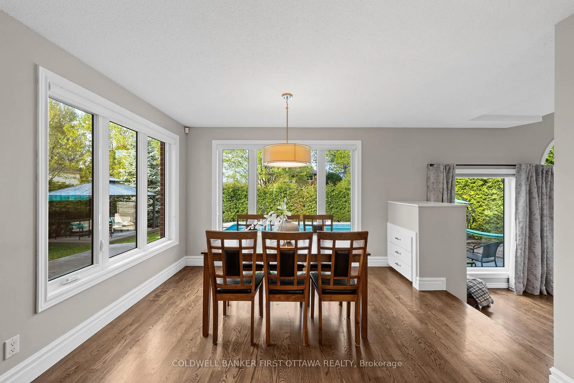Photo 11 of 42 Hampel Crescent, Ottawa, Stittsville (Central) — HOMEH